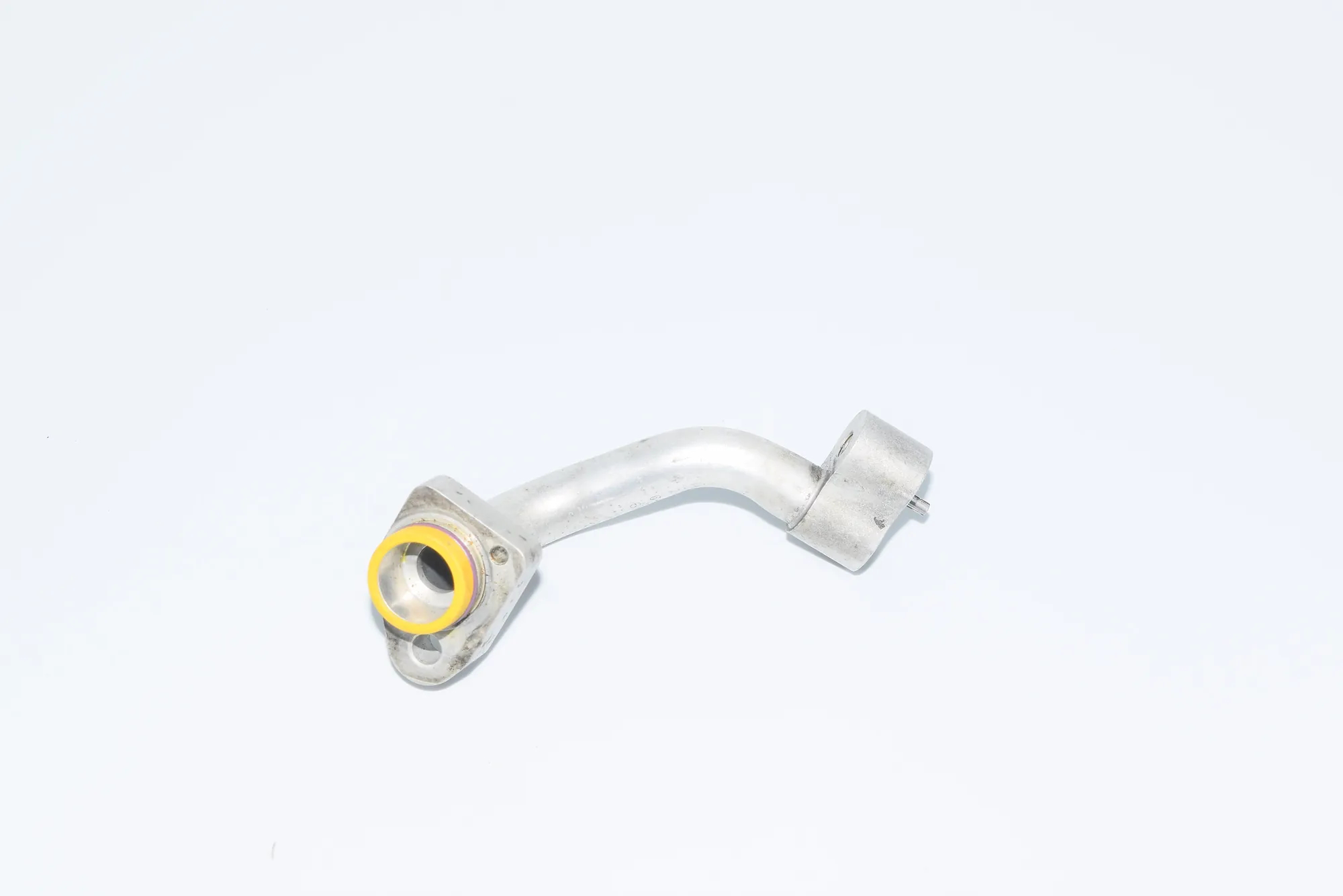 A/C Air Con Hose Pipe – OEM 6914574 · BMW 6 Cabrio (E64) 650 i 2005 – 3