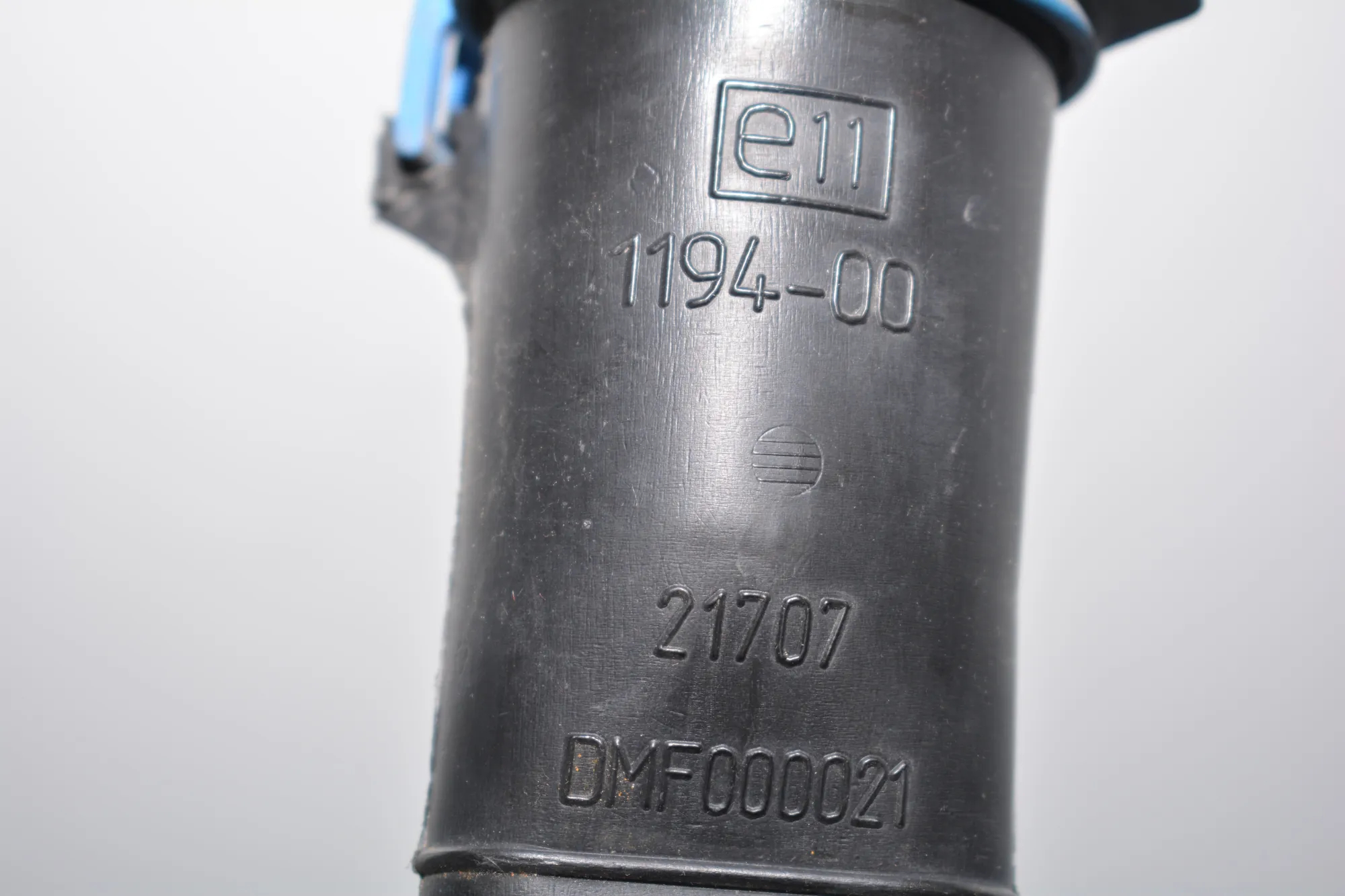 Pipe Hose – OEM DMF000021 · LAND ROVER RANGE ROVER SPORT (L320) 2.7 D 4x4 2006 – 4