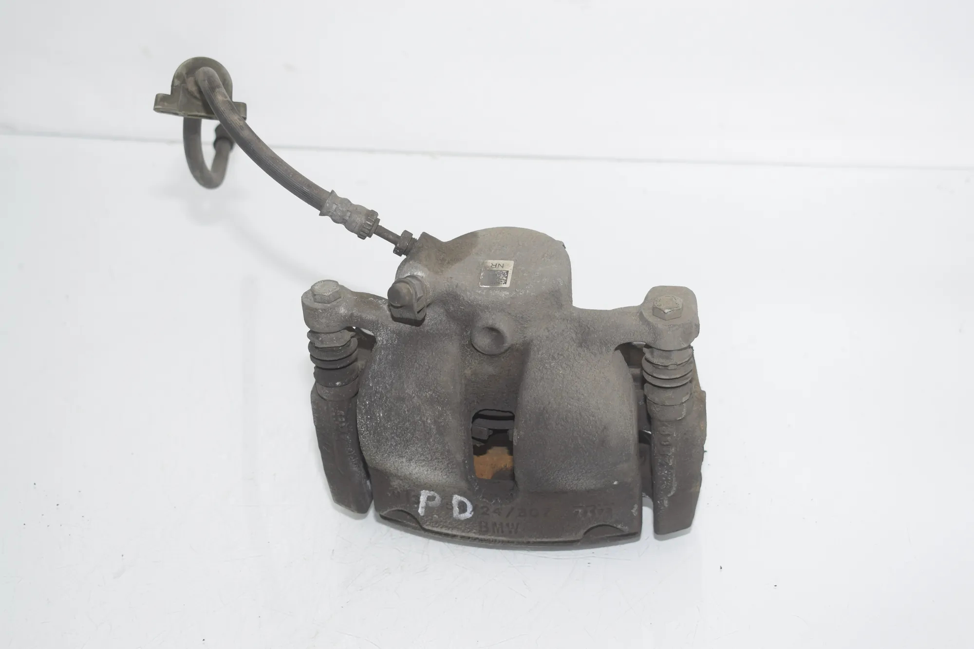 Front Right Brake Caliper – OEM 6860266 · BMW X1 (F48) sDrive 18 d 2019