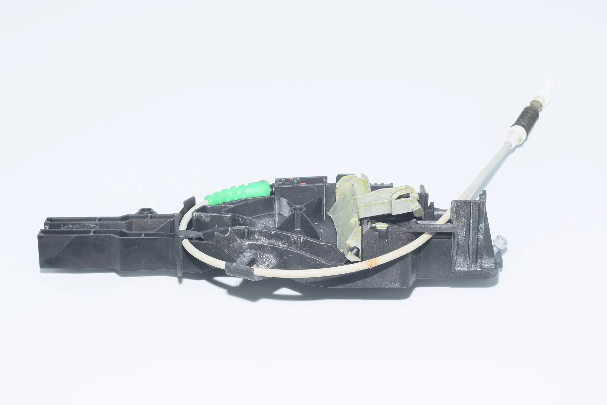 Front Left Door Interior Handle Frame – OEM 7119603 · BMW 3 Coupe (E92) 320 d 2011 – 3