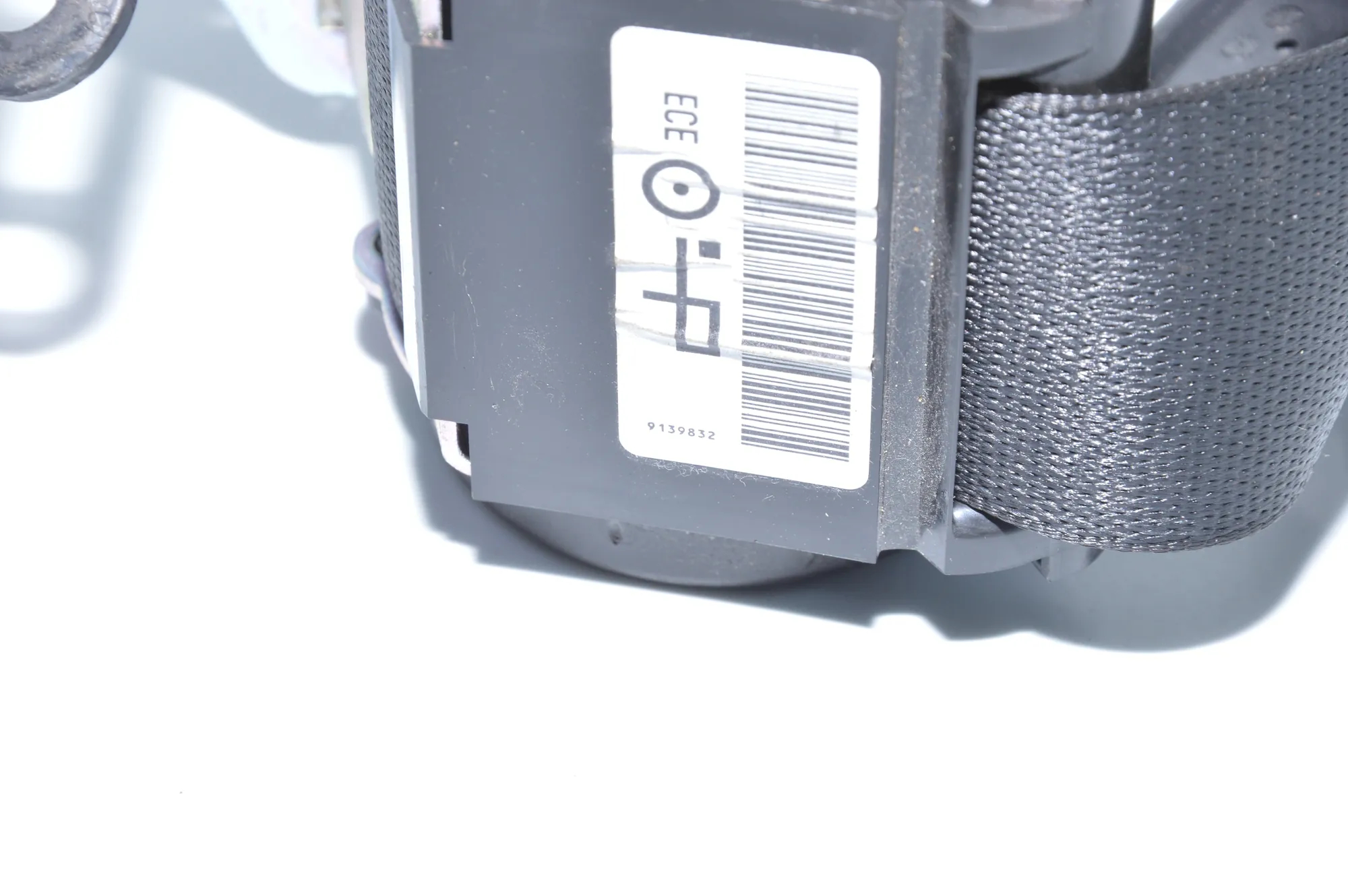 Rear Right Seatbelt – OEM 9139832 · BMW 1 Coupe (E82) 123 d 2011 – 4