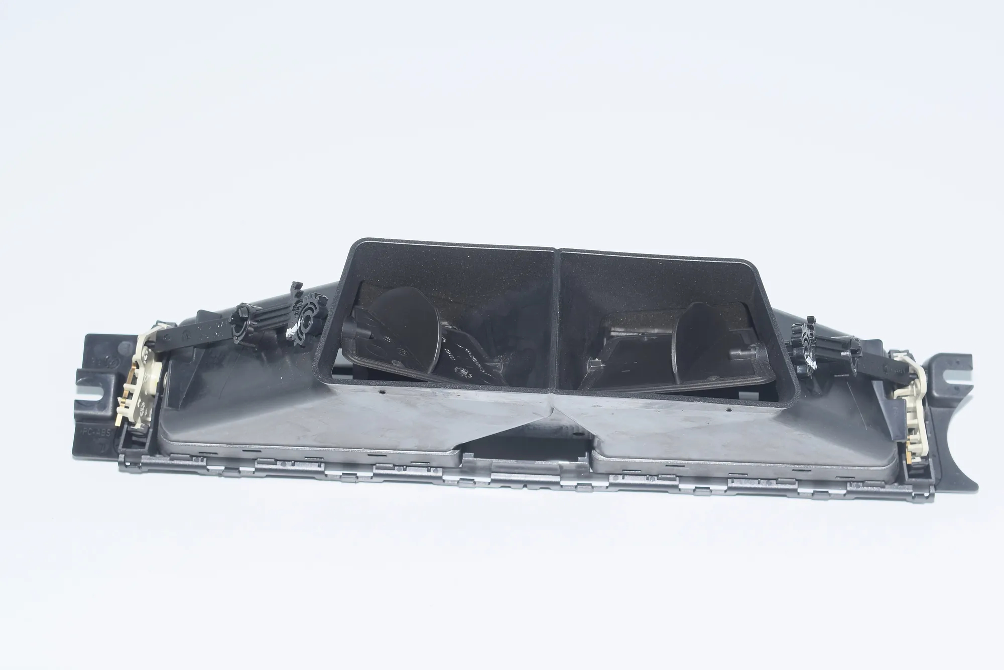 Dashboard Air Vents – OEM 9130469 · BMW 3 Coupe (E92) 320 d 2011 – 4