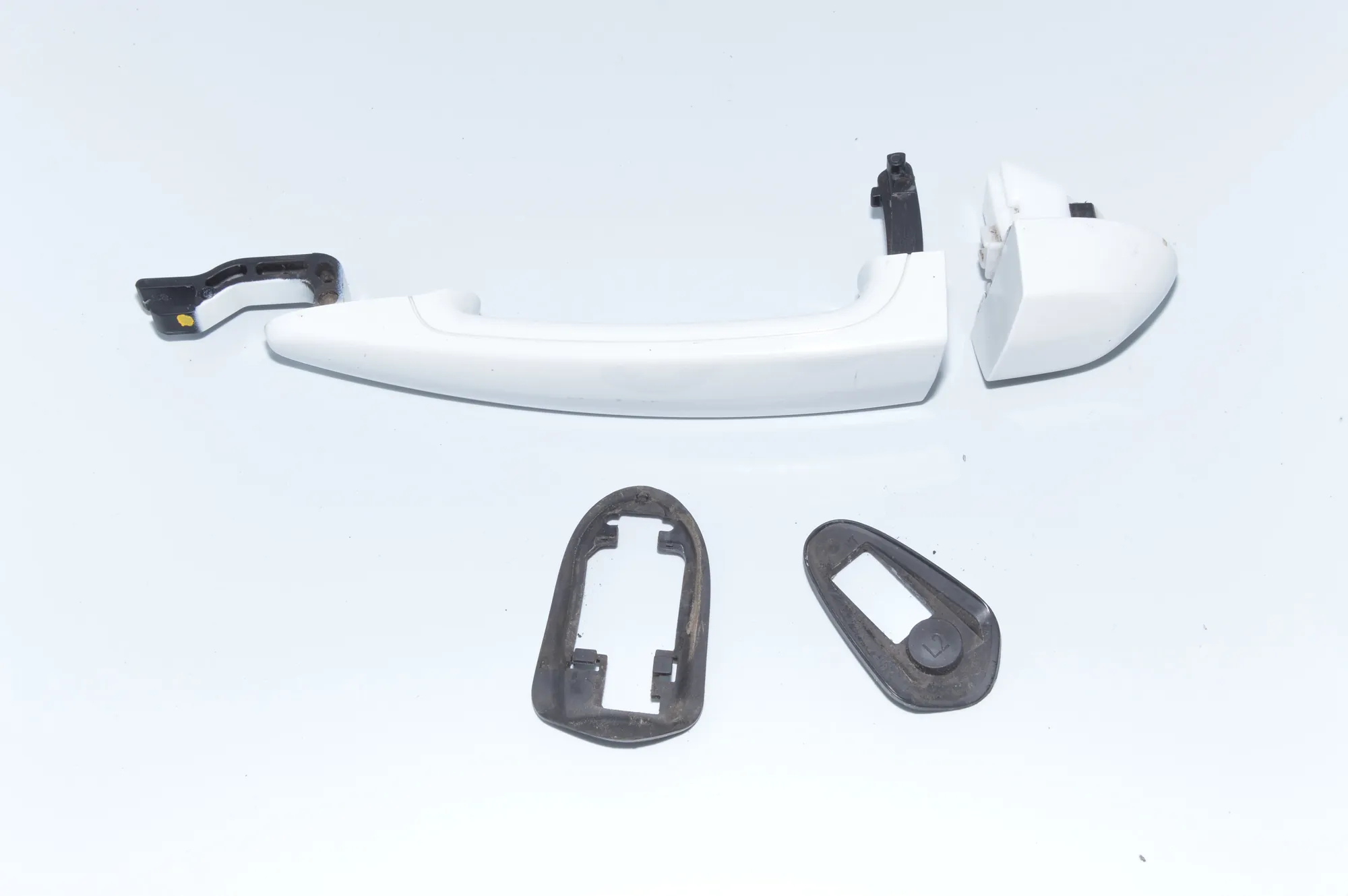 Front Left Door Exterior Handle · BMW 1 Coupe (E82) 123 d 2011