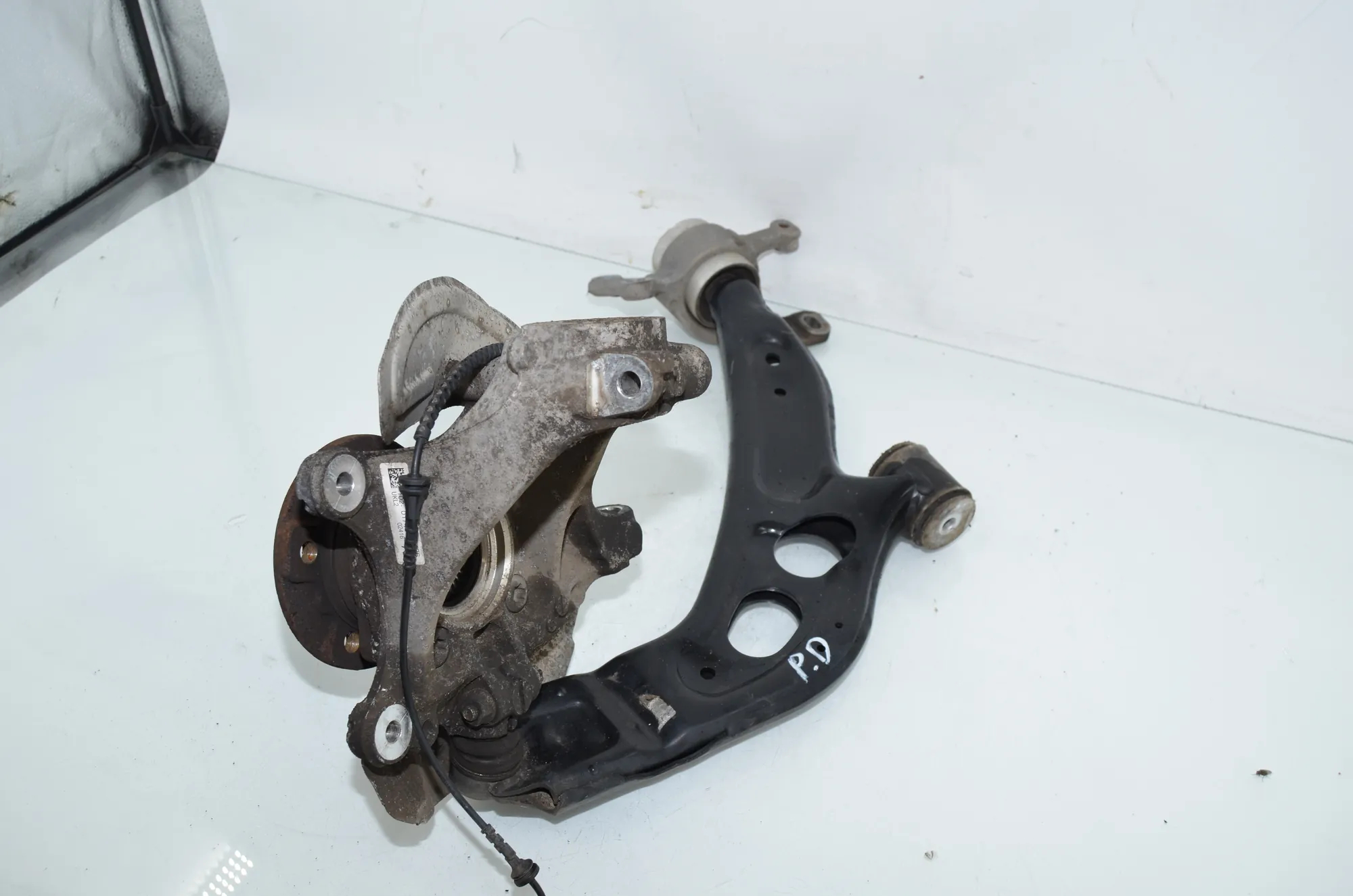 Front Right Wheel Hub – OEM 6876646 · BMW X1 (F48) sDrive 18 d 2019 – 2