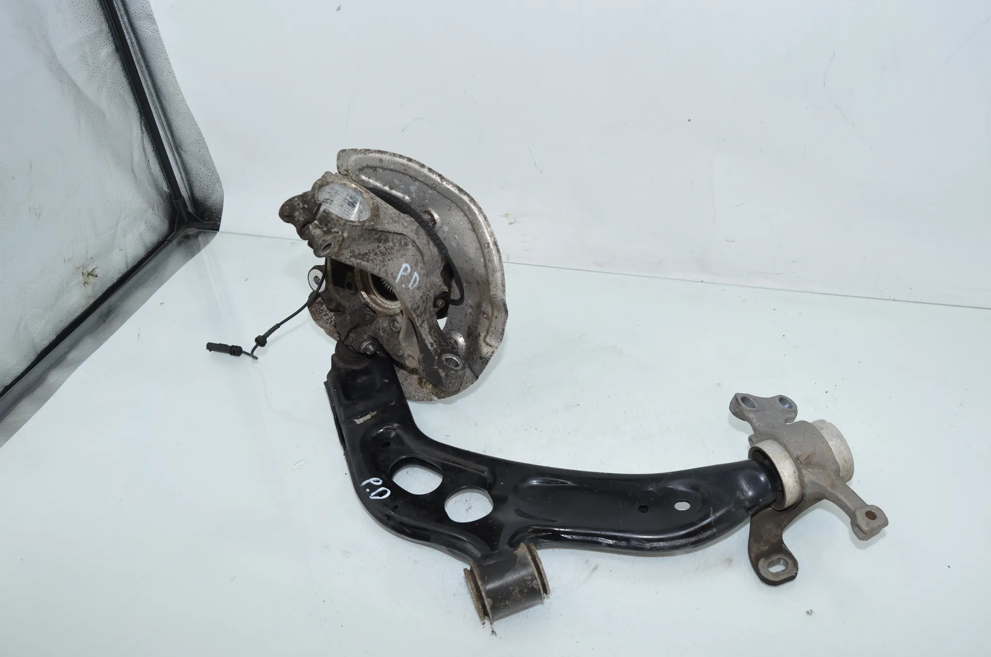 Front Right Wheel Hub – OEM 6876646 · BMW X1 (F48) sDrive 18 d 2019 – 3