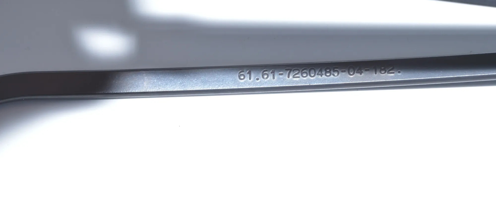 Front Wiper Arms – OEM 7260482 · BMW 3 (F30, F80) 320 d 2012 – 4