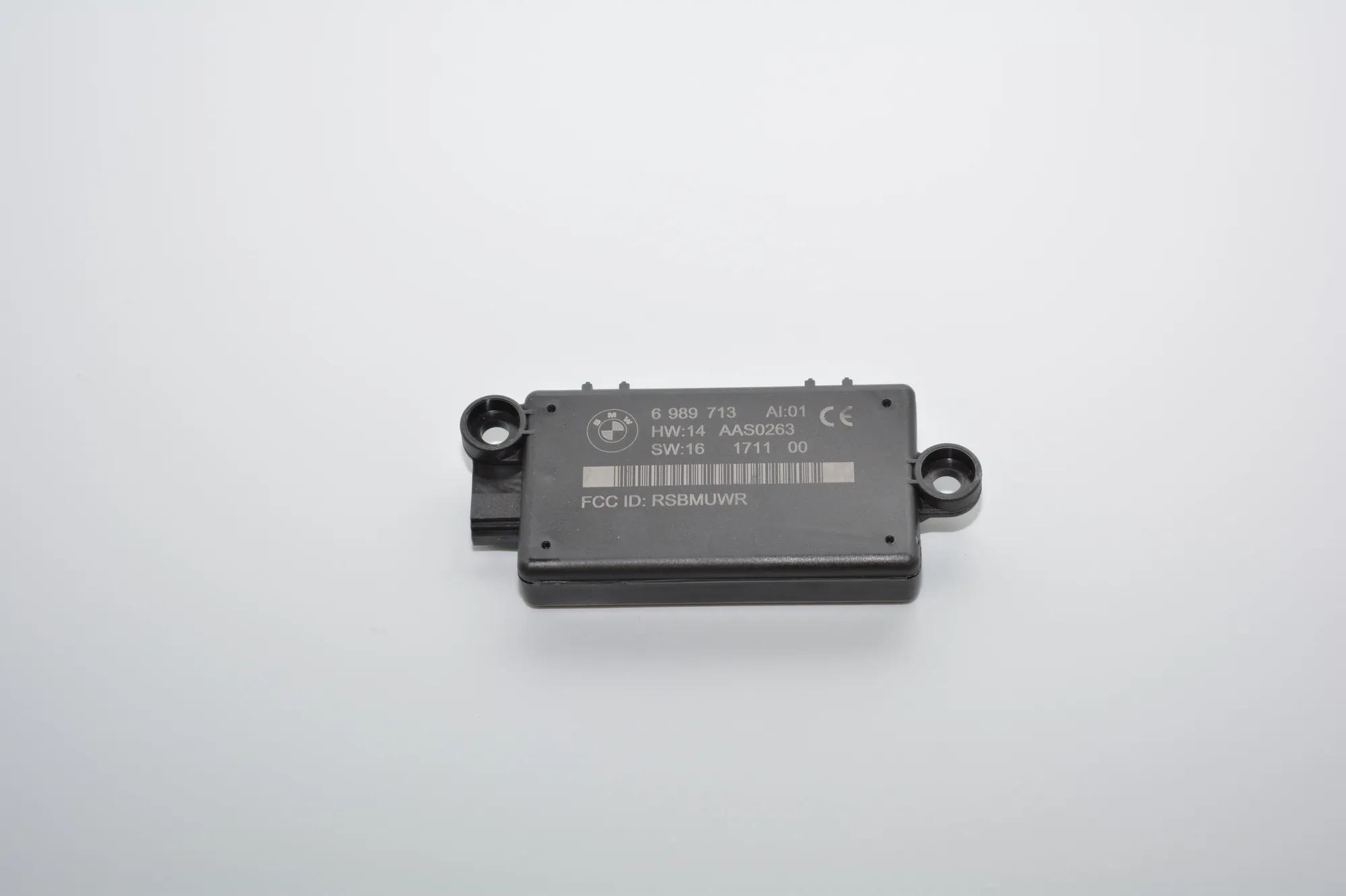 Other Control Units – OEM 6950525 · BMW 3 Cabrio (E93) 330 d 2011 – 3