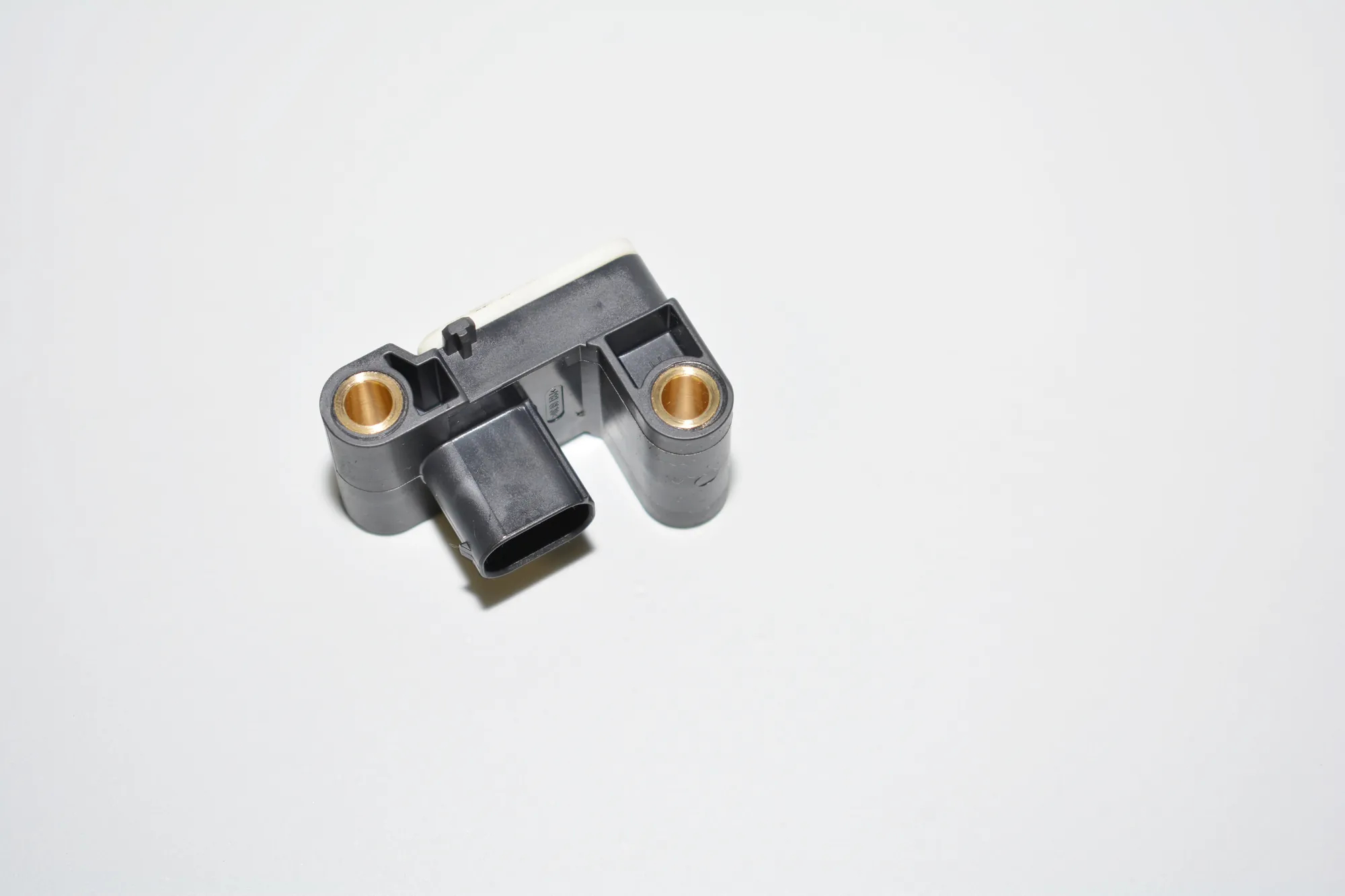 Front Left Impact Sensor – OEM 6956485 · BMW 3 Cabrio (E93) 330 d 2011 – 2