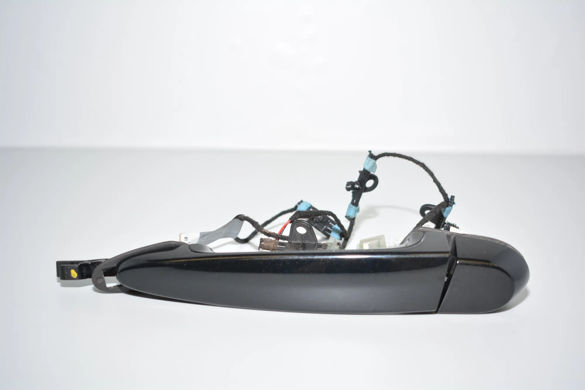 Front Left Door Exterior Handle – OEM 7163511 · BMW 3 Cabrio (E93) 330 d 2011
