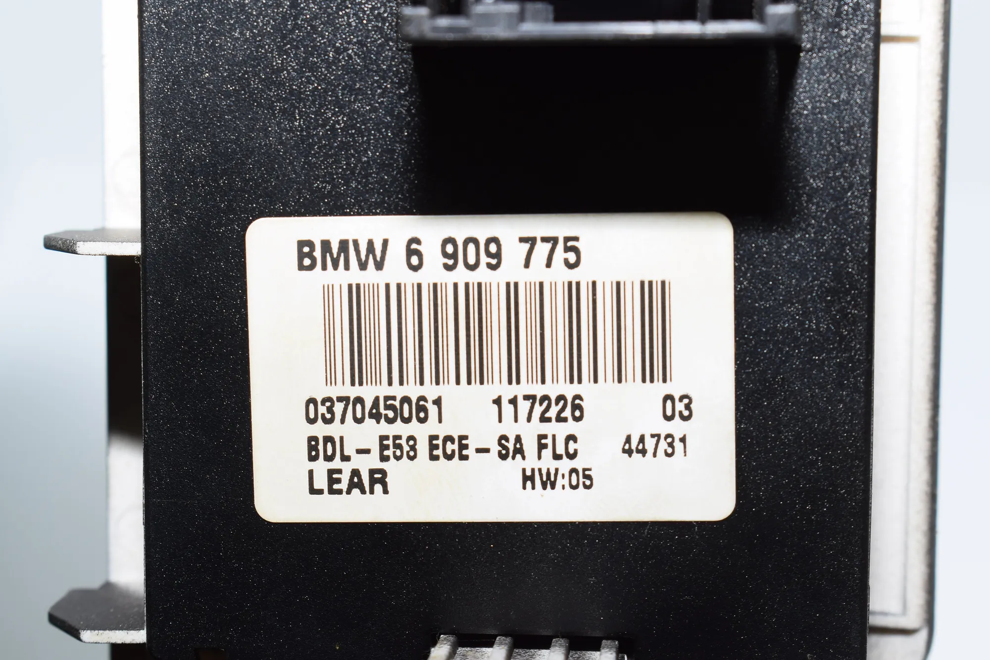 Headlight Switch Control Unit – OEM 6909775 · BMW X5 (E53) 3.0 d 2005 – 5