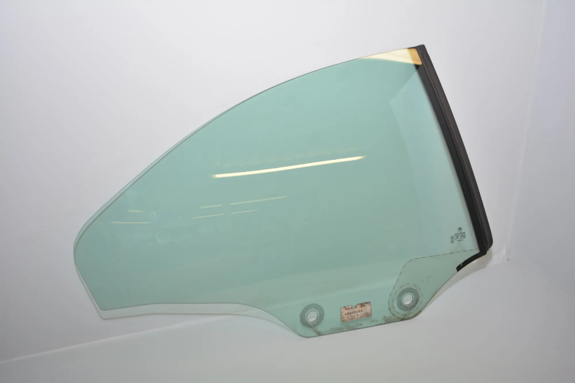 Rear Right Door Window – OEM 7128386 · BMW 3 Cabrio (E93) 330 d 2011 – 2