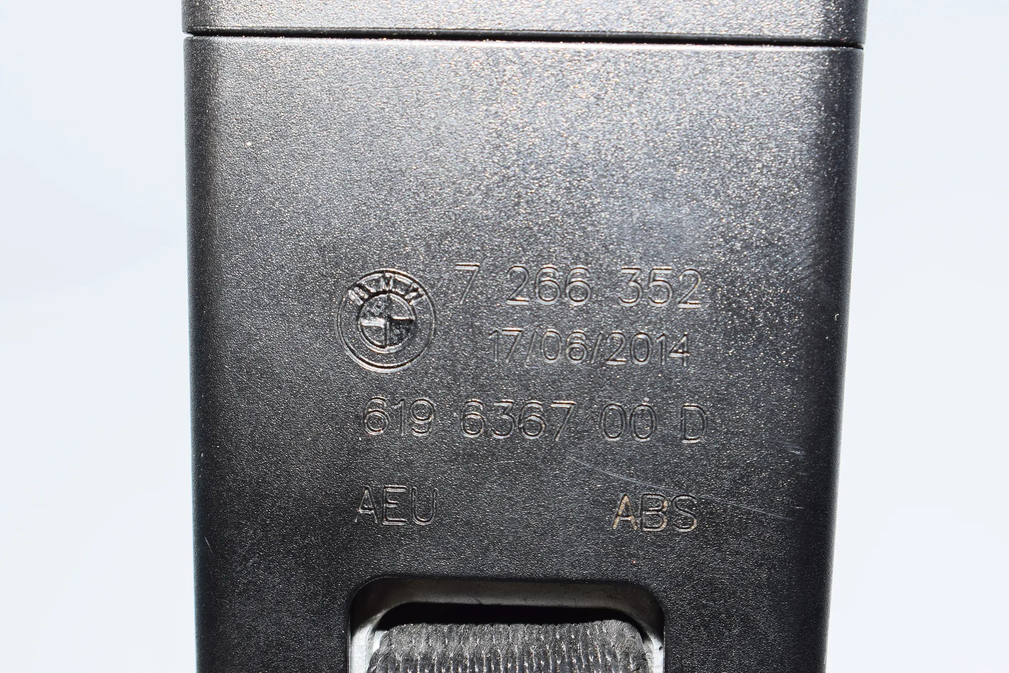 Rear Left Seat Buckle – OEM 7266352 · BMW 3 (F30, F80) 320 d Efficient Dynamics 2014 – 5