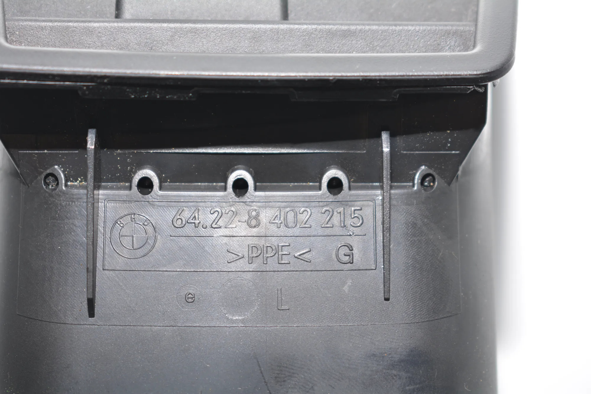 Dashboard Air Vents – OEM 8402215 · BMW X5 (E53) 4.6 is 2002 – 6