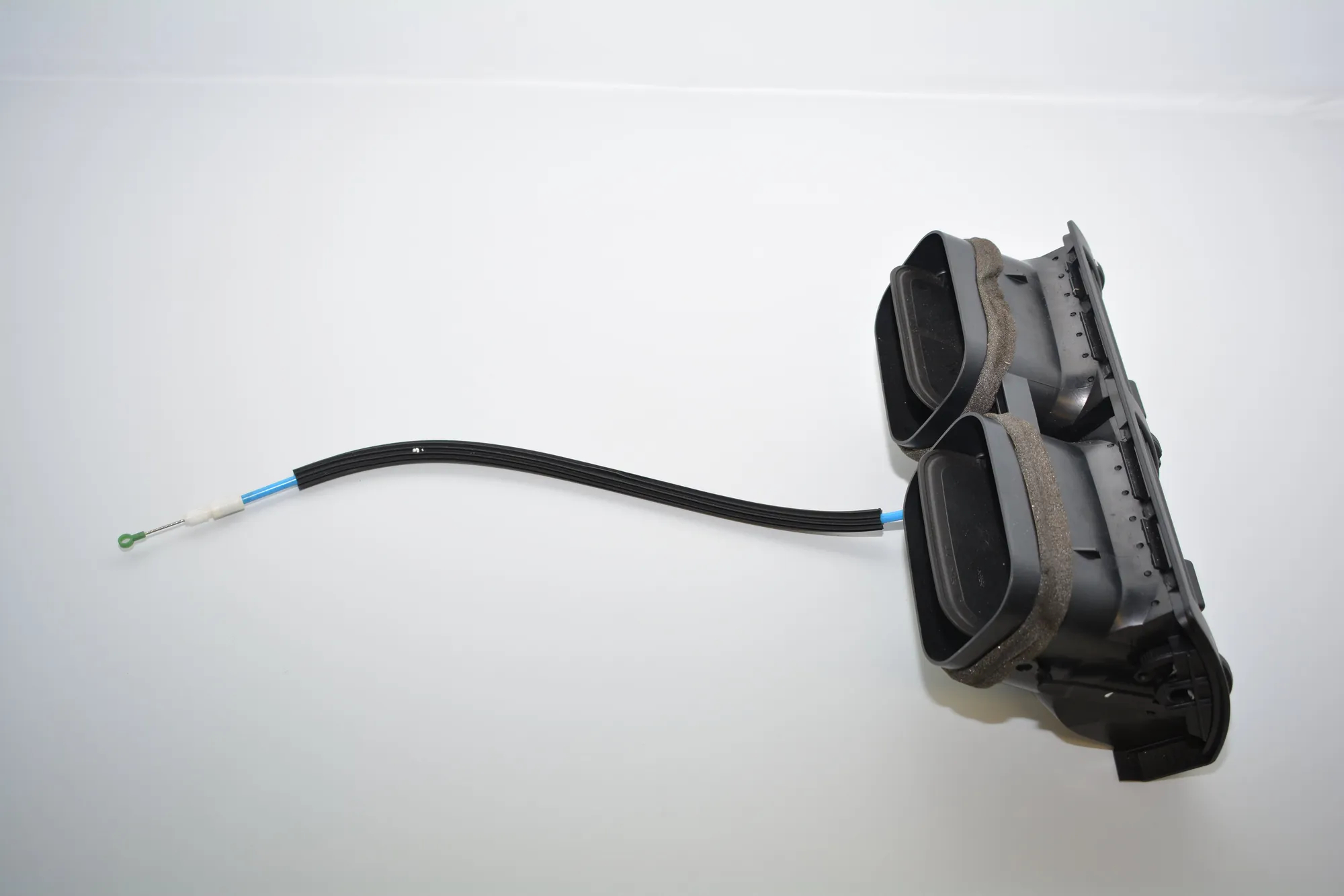 Dashboard Air Vents – OEM 8402221 · BMW X5 (E53) 4.6 is 2002 – 3