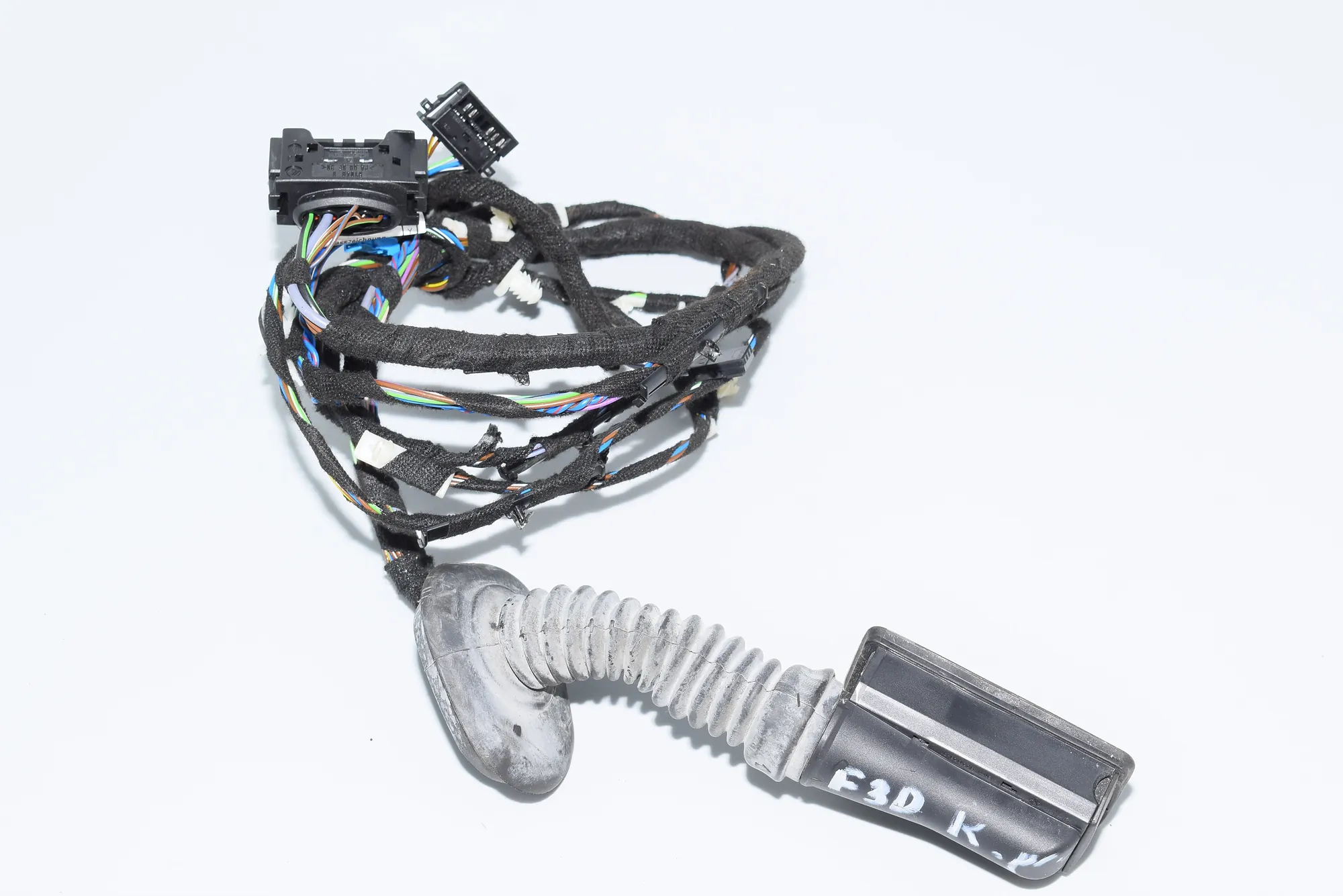 Front Left Door Wiring – OEM 9313606 · BMW 3 (F30, F80) 320 d Efficient Dynamics 2014 – 4