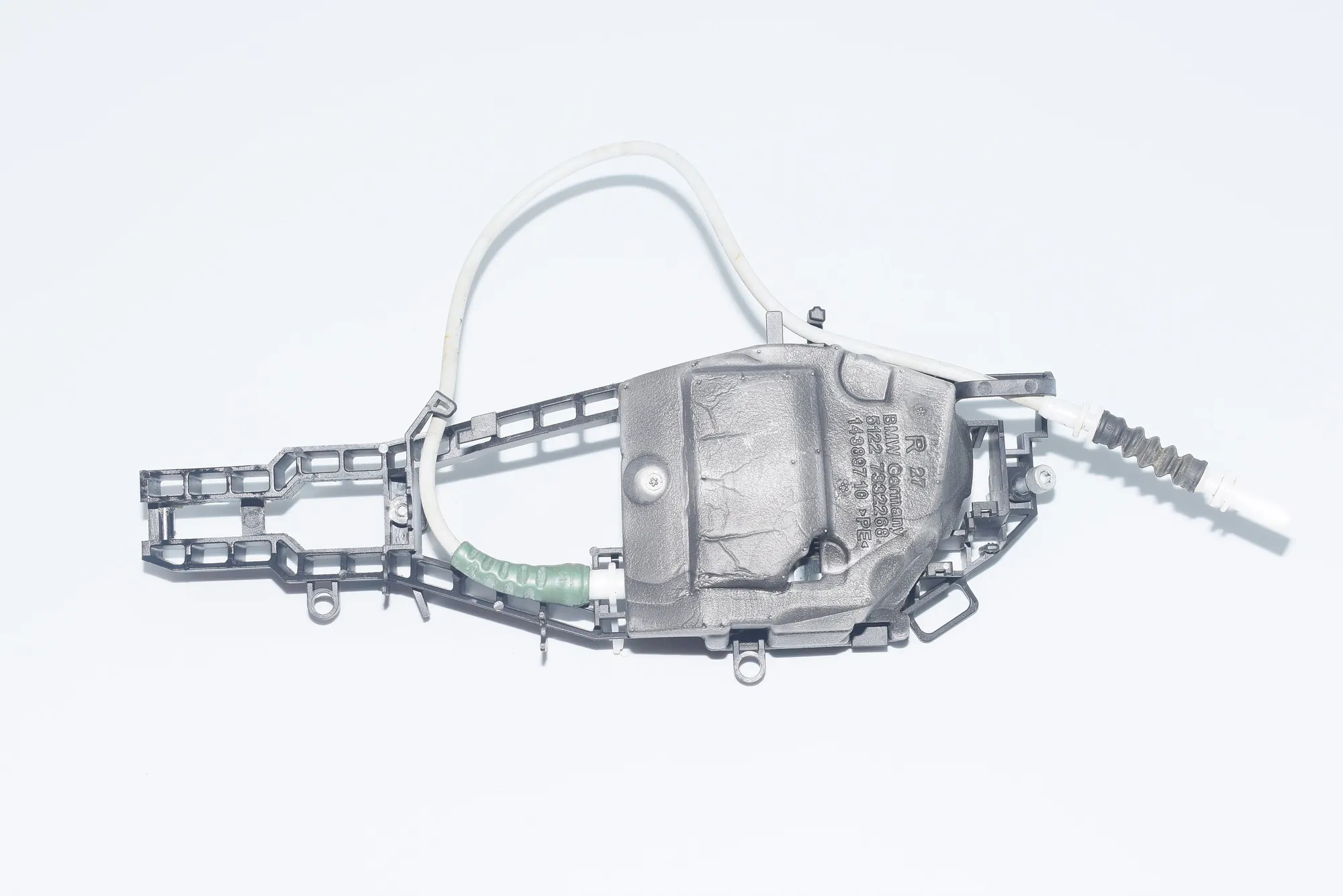 Rear Right Door Interior Handle Frame – OEM 7259836 · BMW 3 (F30, F80) 320 d Efficient Dynamics 2014 – 2