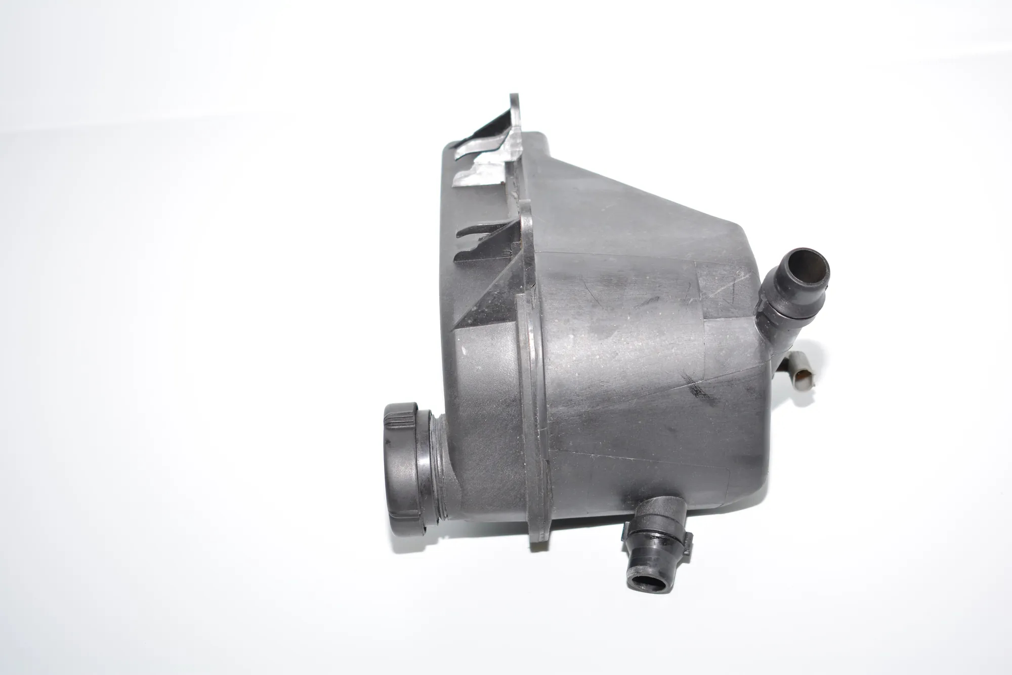 Expansion Tank – OEM 3142230003 · BMW X5 (E53) 4.6 is 2002 – 2