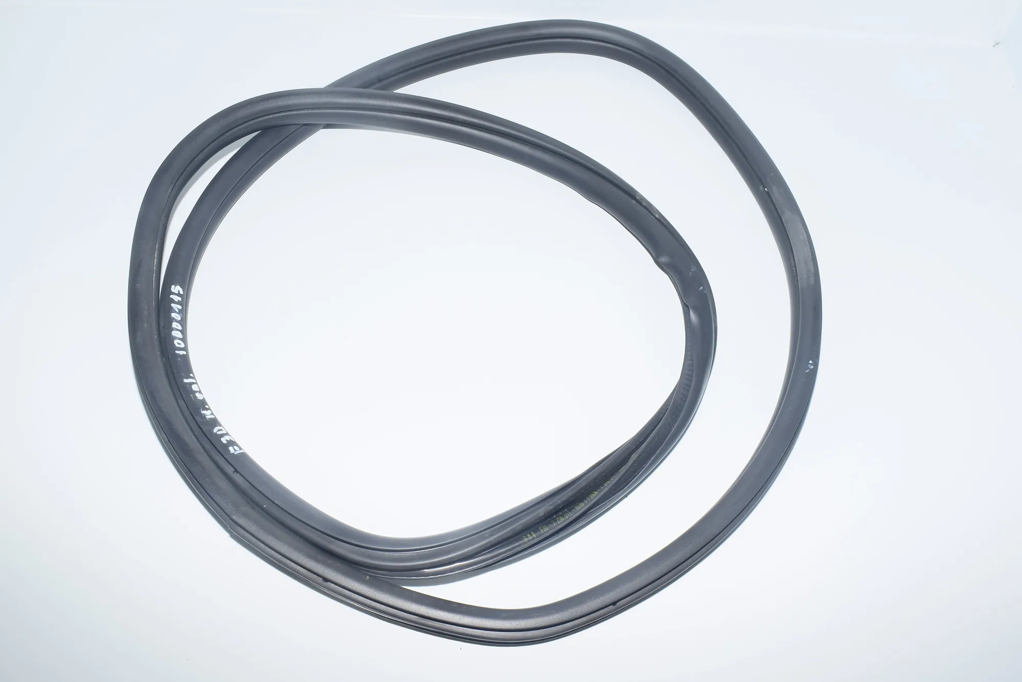 Rear Left Door Seal Rubber – OEM 7258311 · BMW 3 (F30, F80) 320 d Efficient Dynamics 2014 – 2