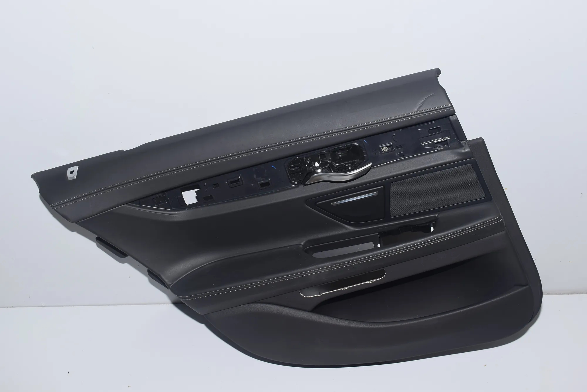 Rear Left Door Panel · BMW 7 (G11, G12) BMW 7 (G11, G12) 2016 – 2