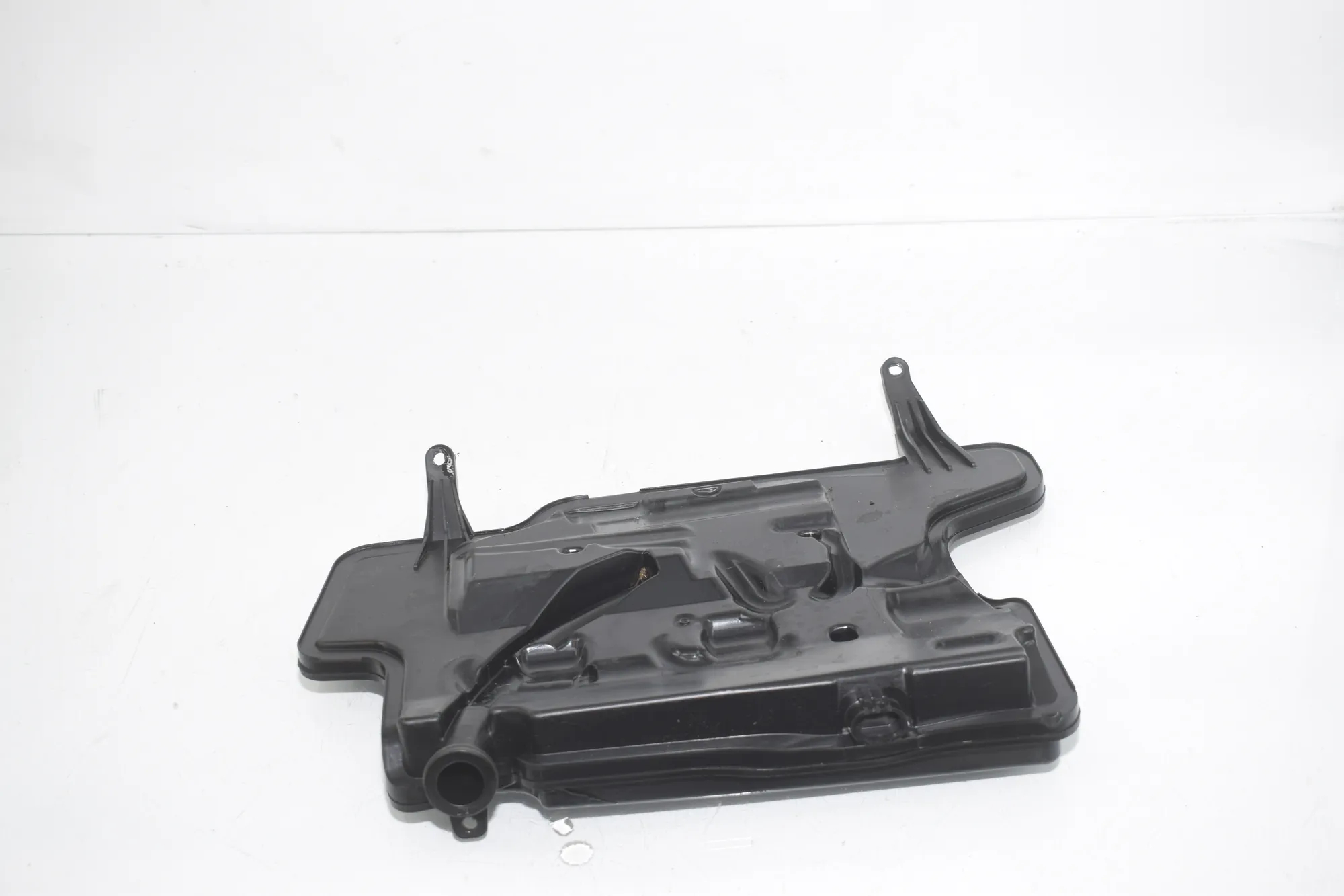Intake Resonator – OEM 8580237 · BMW X1 (F48) sDrive 18 d 2019 – 3