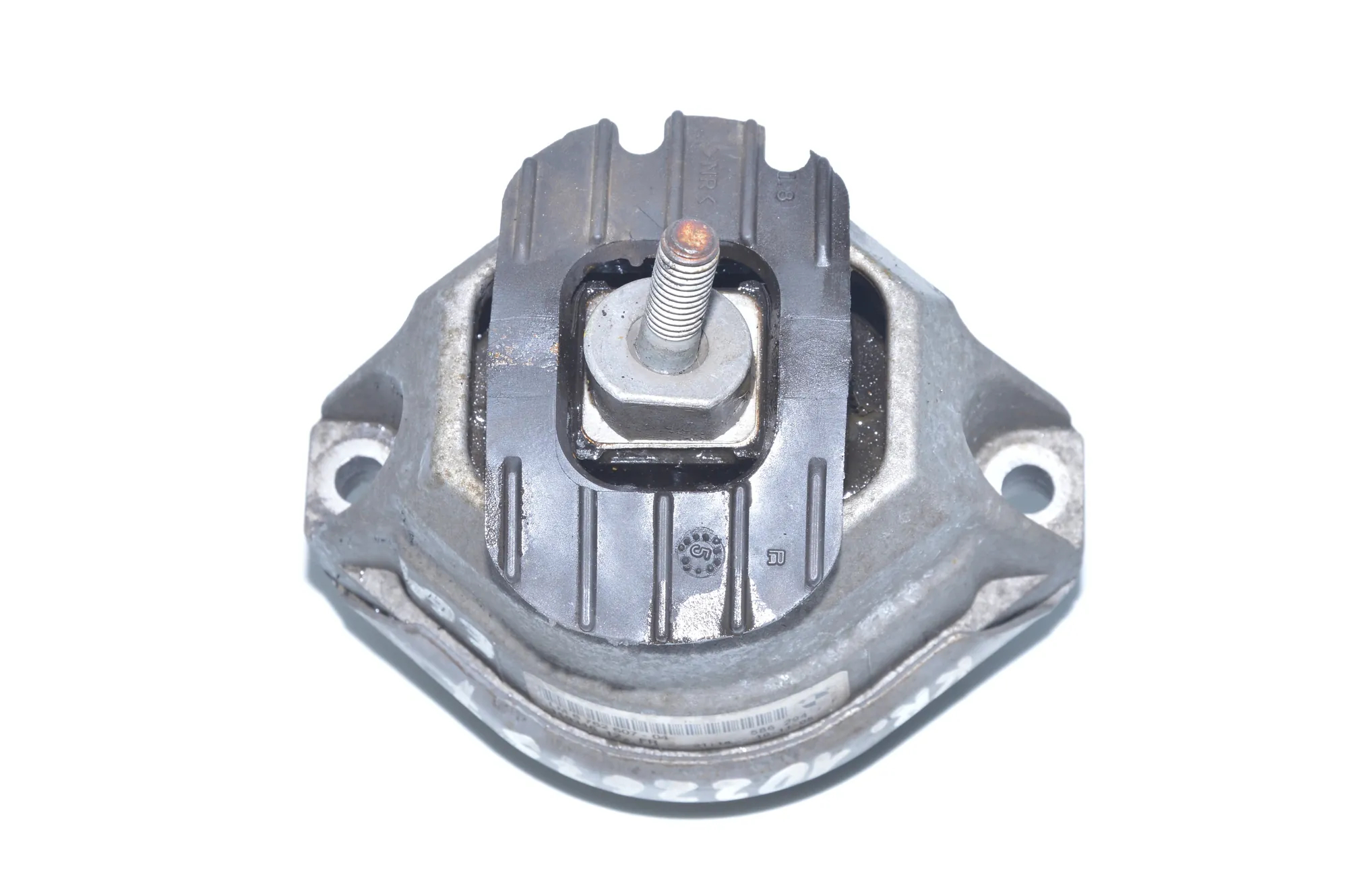 Left Side Engine Mount – OEM 6762607 · BMW 6 Cabrio (E64) 650 i 2005 – 3
