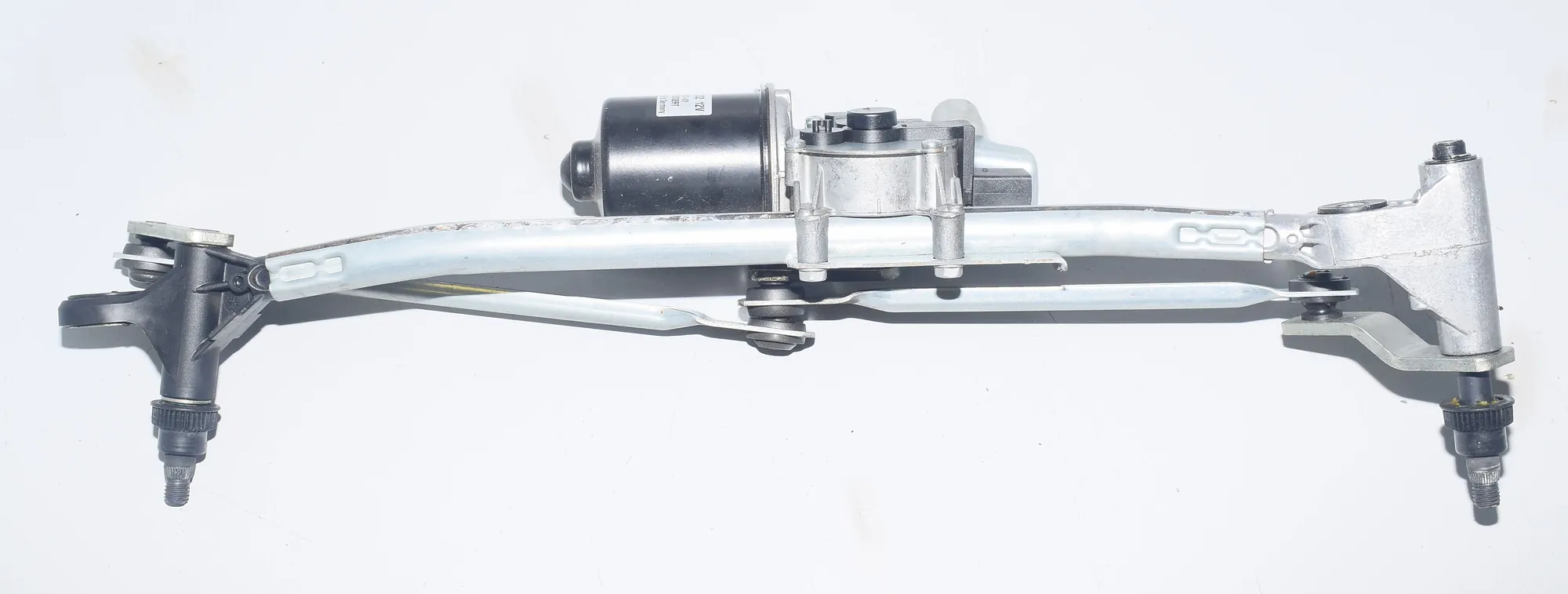 Front Windshield Wiper Mechanism – OEM 7193037 · BMW 1 (E87) 120 d 2007 – 3