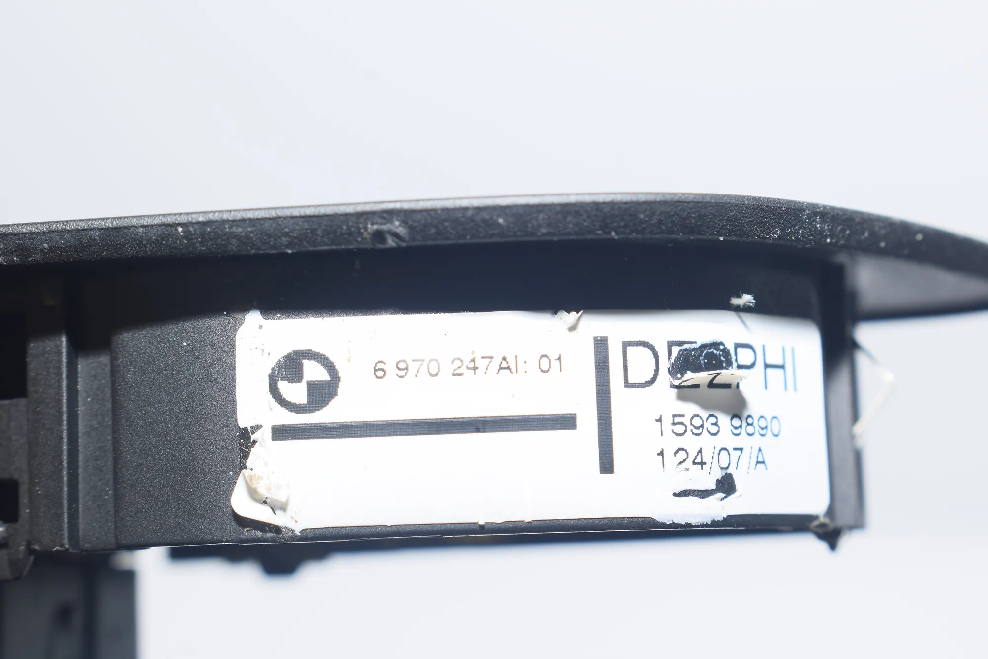 Front Left Door Window Switch – OEM 6970247 · BMW 1 (E87) 120 d 2007 – 6