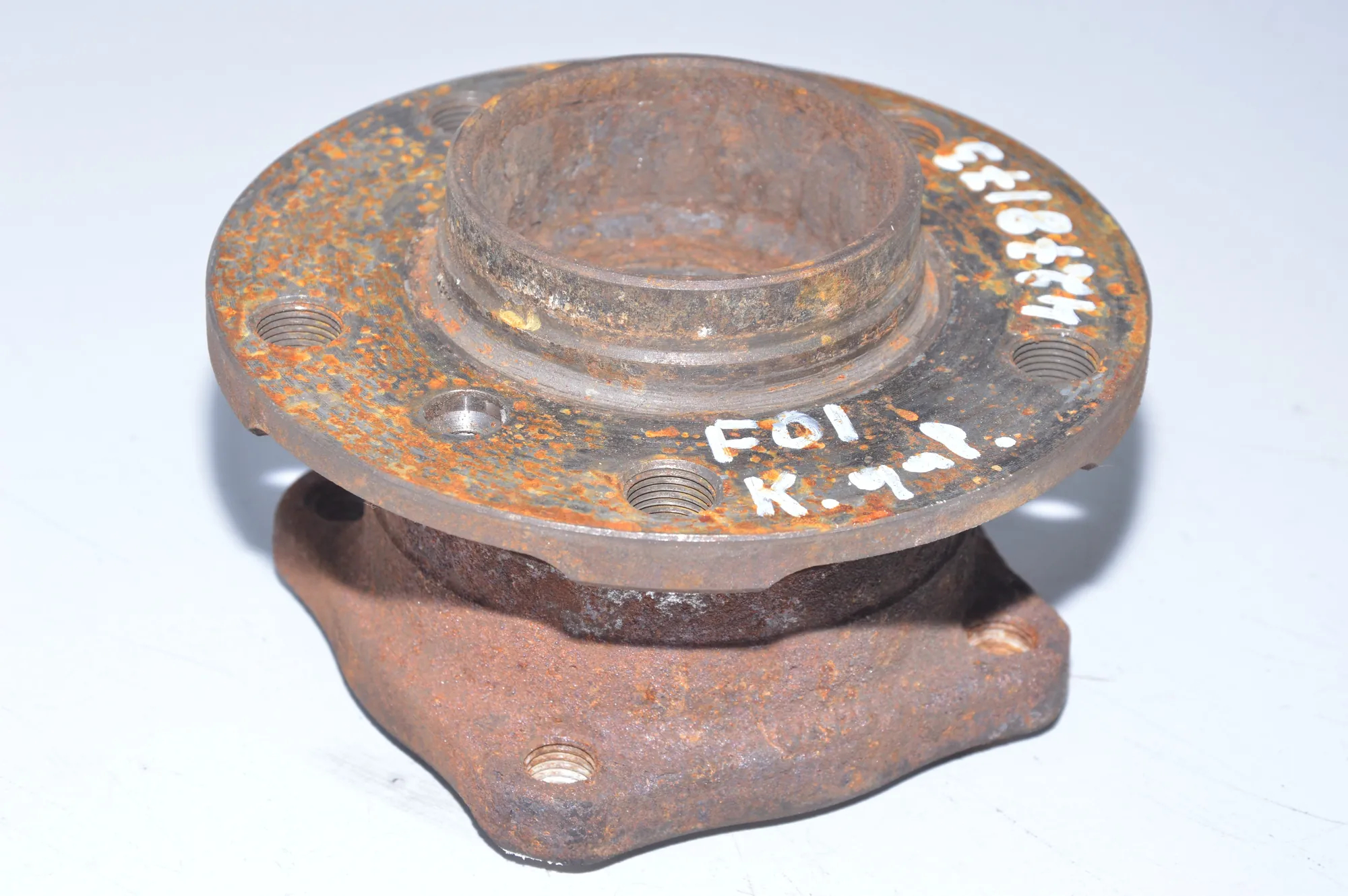Rear Left Wheel Bearing · BMW 7 (F01, F02) 730 d 2011 – 4
