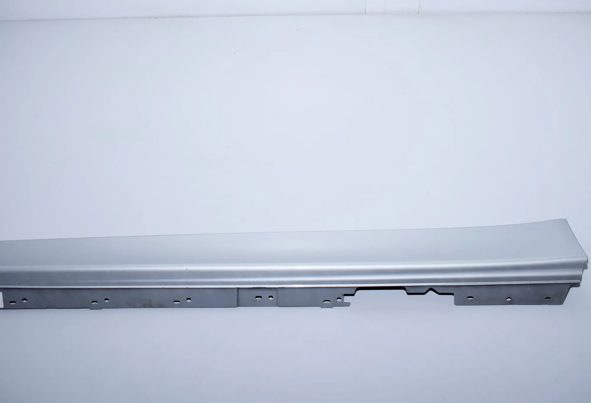 Left Side Plastic Sideskirt Cover – OEM 7256911 · BMW 3 (F30, F80) 320 d Efficient Dynamics 2014 – 5
