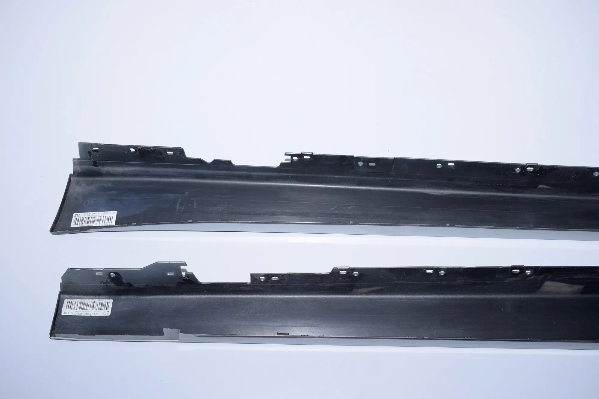 Left Side Plastic Sideskirt Cover – OEM 7256911 · BMW 3 (F30, F80) 320 d Efficient Dynamics 2014 – 7
