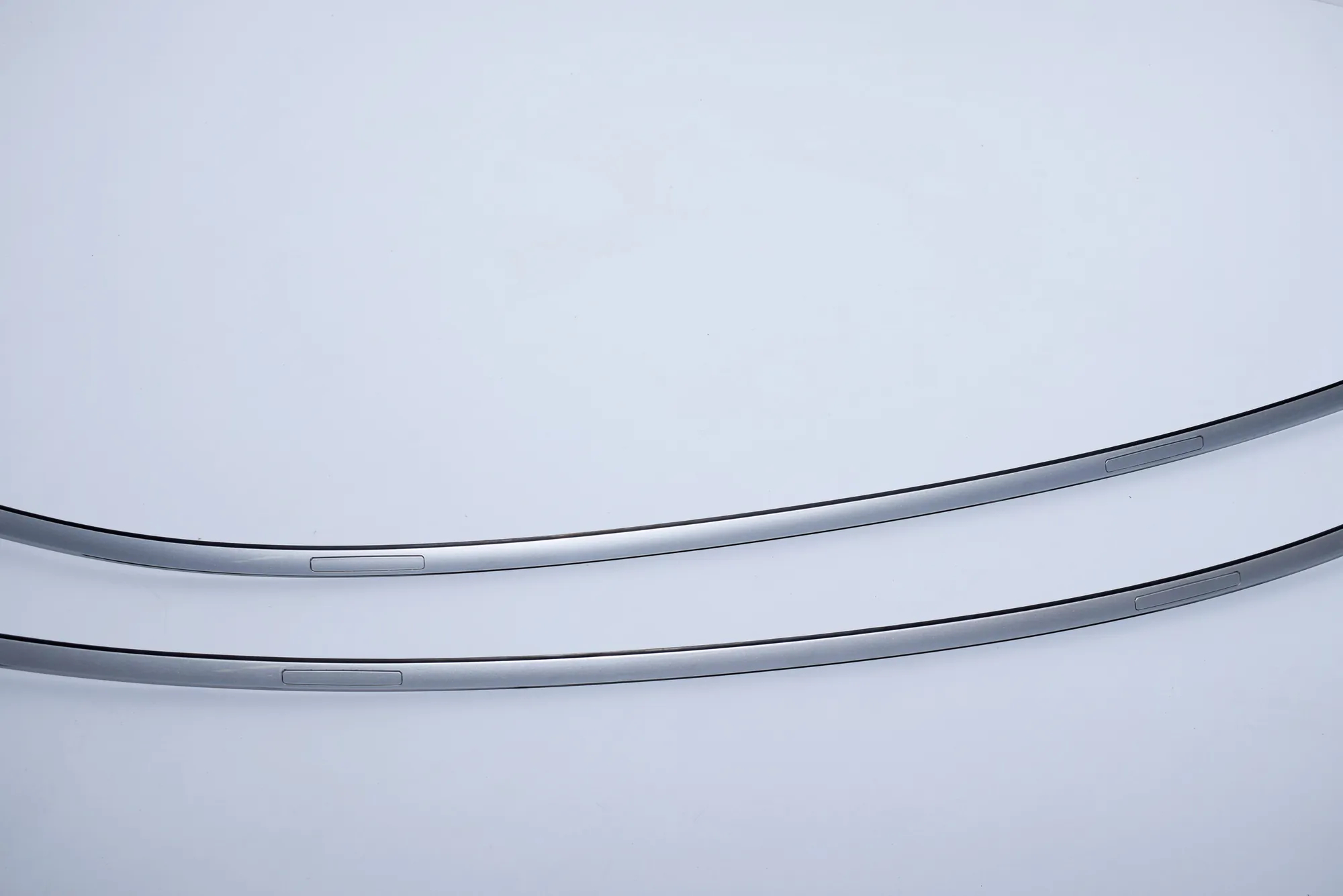 Left Side Roof Strip Trim – OEM E04602 · BMW 7 (F01, F02) 730 d 2011 – 4