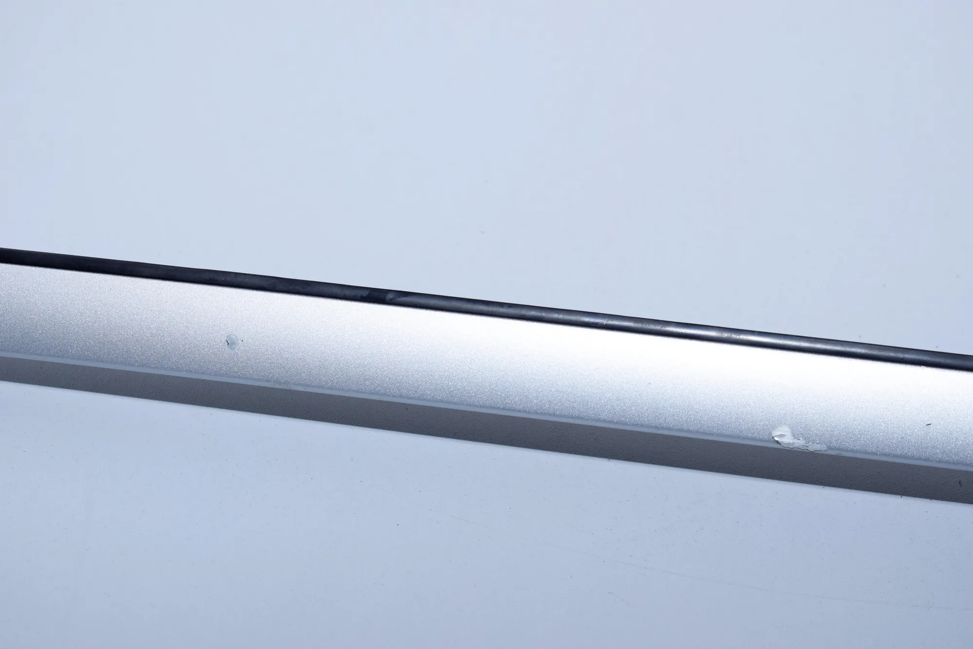 Left Side Roof Strip Trim – OEM E04602 · BMW 7 (F01, F02) 730 d 2011 – 9