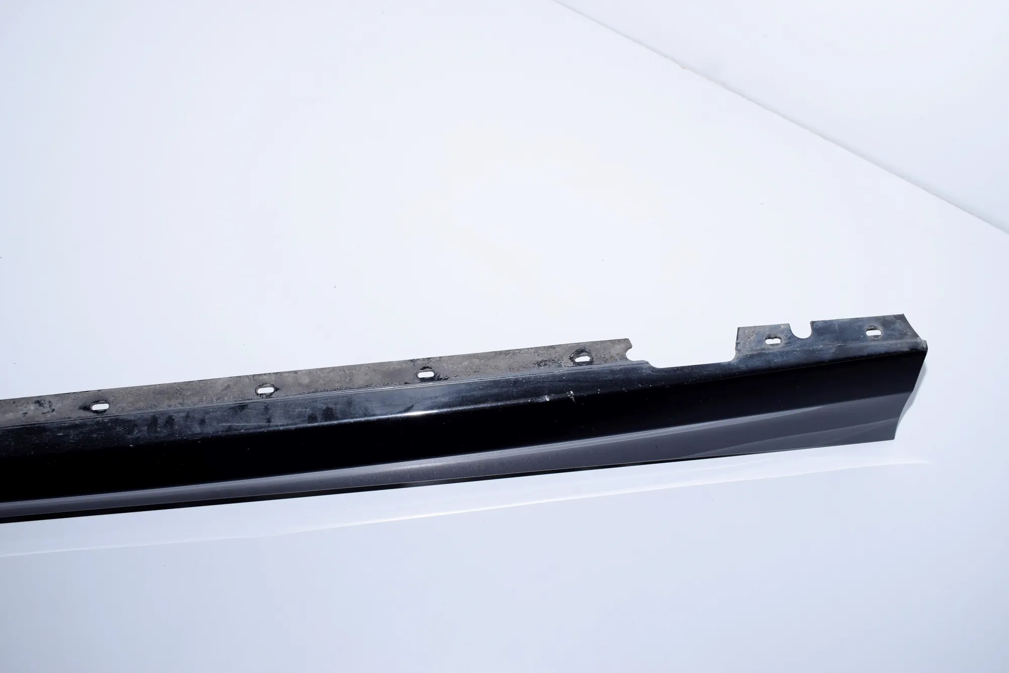 Right Side Plastic Sideskirt Cover – OEM 871111623 · BMW 1 (E87) 120 d 2007 – 5