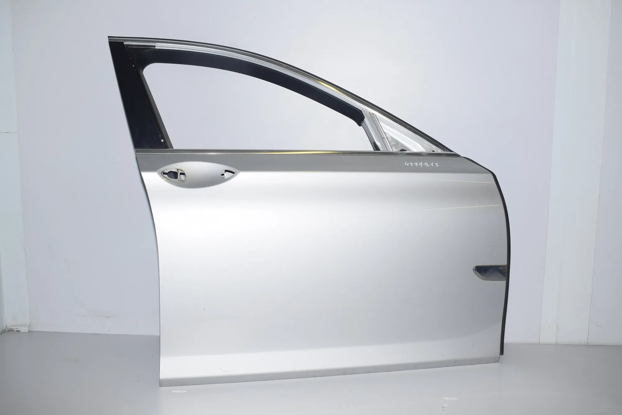 Front Right Door · BMW 7 (F01, F02) 730 d 2011 – 2
