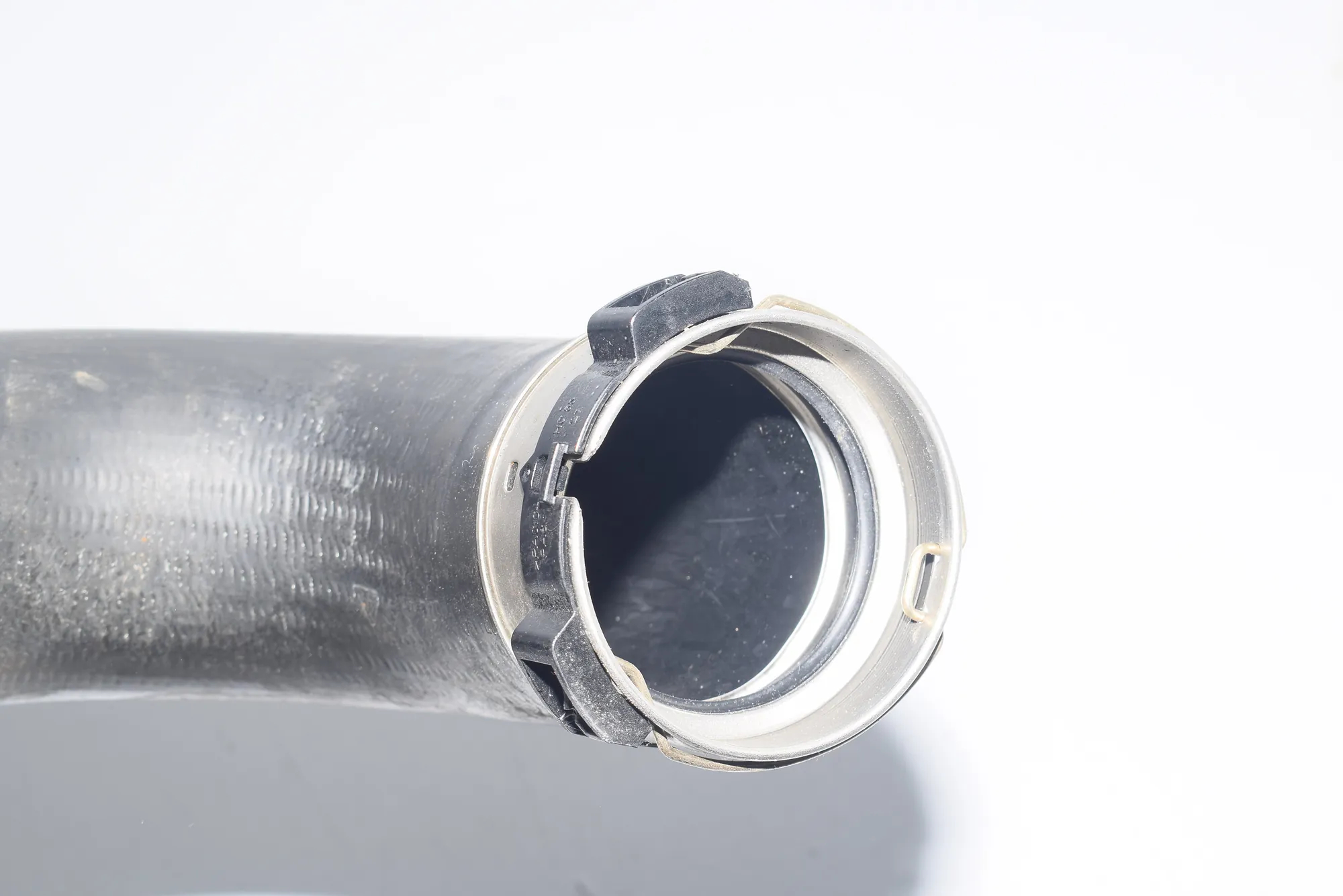 Left Side Intercooler Hose – OEM 8513849 · BMW 1 (F20) BMW 1 (F20) 2010 – 3