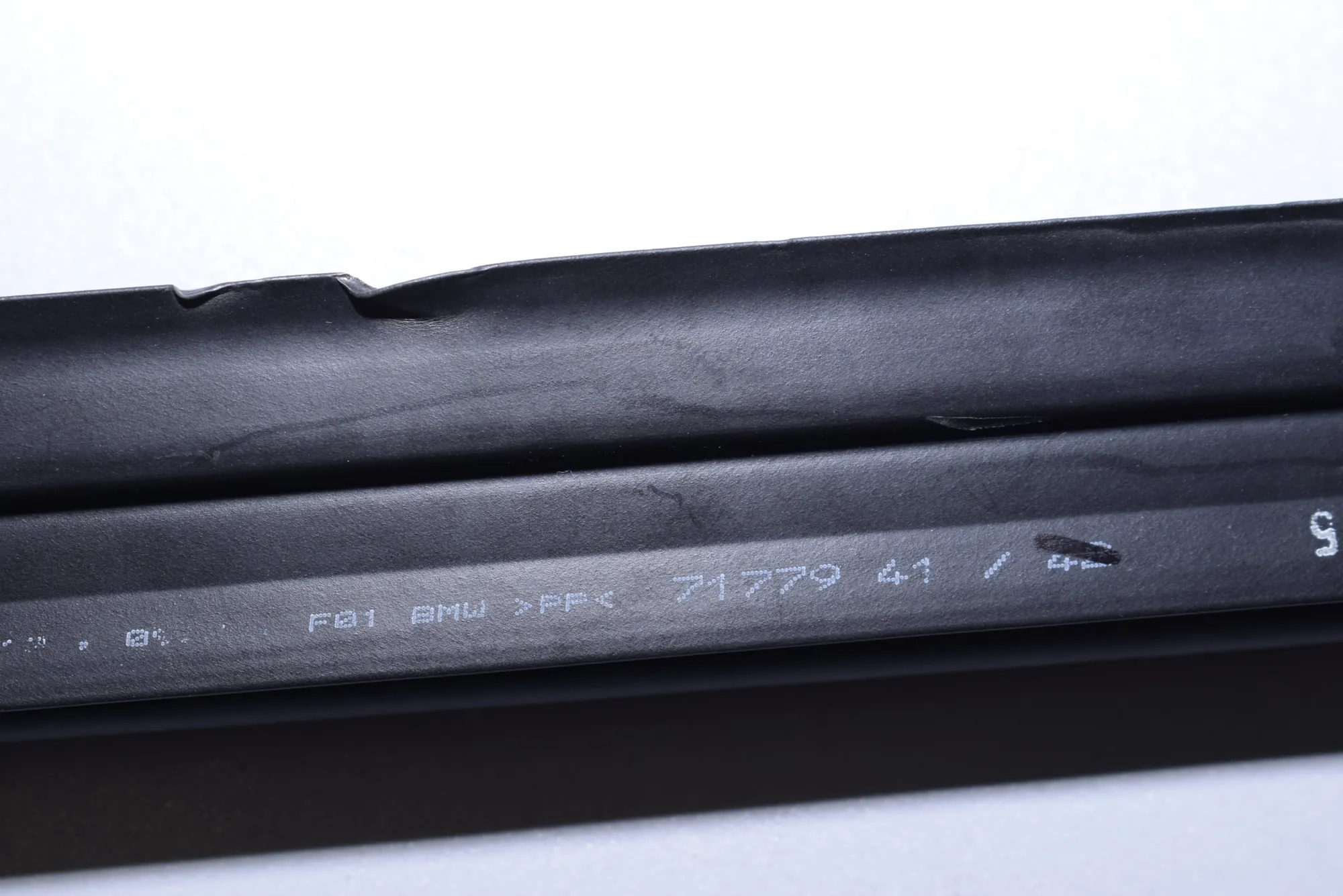 Door Seal Rubber Kit – OEM 7177661 · BMW 7 (F01, F02) 730 d 2011 – 6