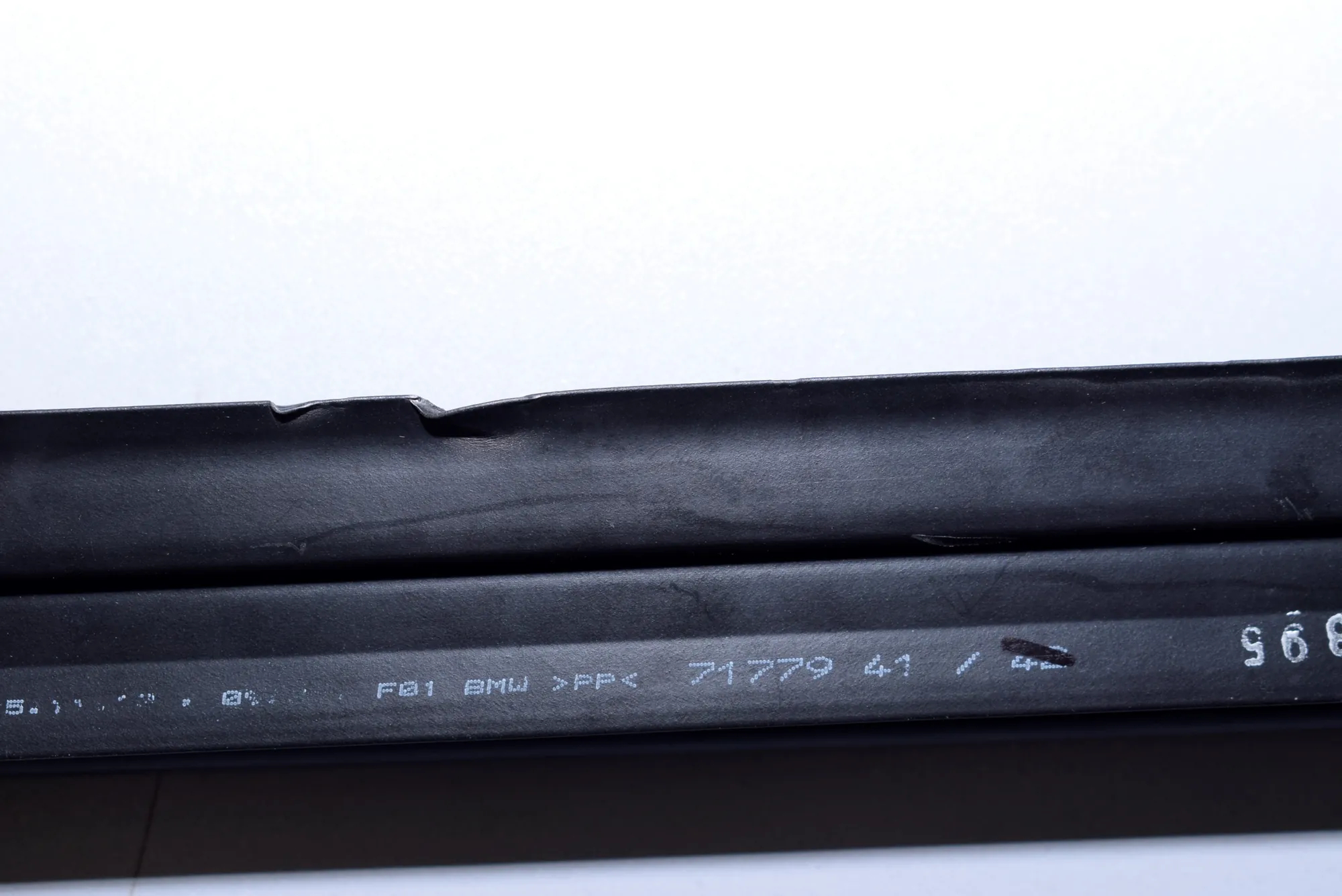 Door Seal Rubber Kit – OEM 7177661 · BMW 7 (F01, F02) 730 d 2011 – 5