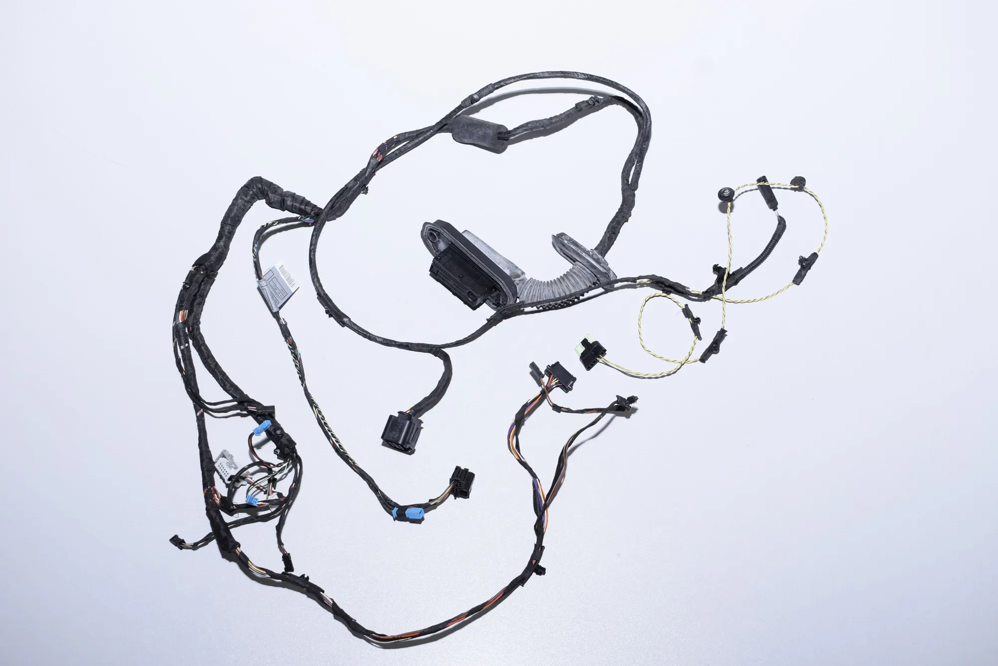 Front Right Door Wiring – OEM 9234120 · BMW 7 (F01, F02) 730 d 2011