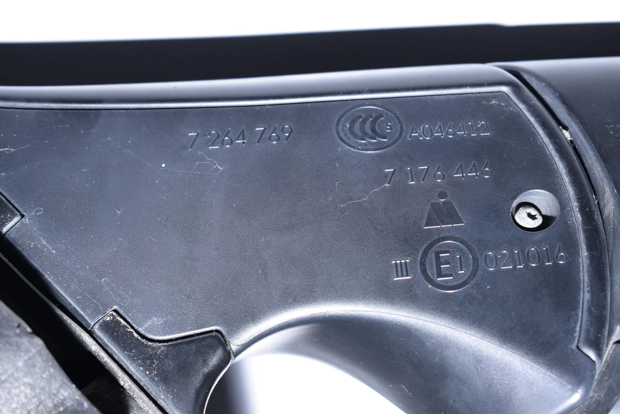 Left Side Wing Mirror – OEM 7245589 · BMW 7 (F01, F02) 730 d 2011 – 6