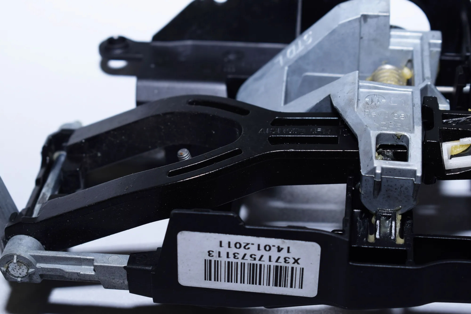 Rear Left Door Lock – OEM 7187227 · BMW 7 (F01, F02) 730 d 2011 – 9
