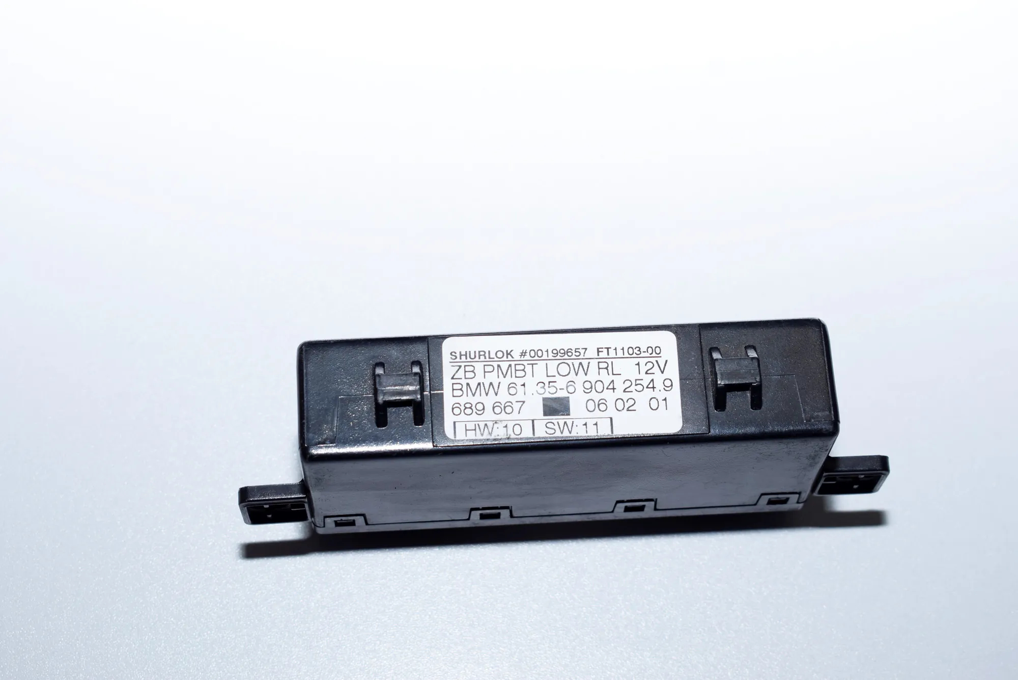 Front Left Door Control Unit – OEM 6904254 · BMW 5 (E39) BMW 5 (E39) 2001