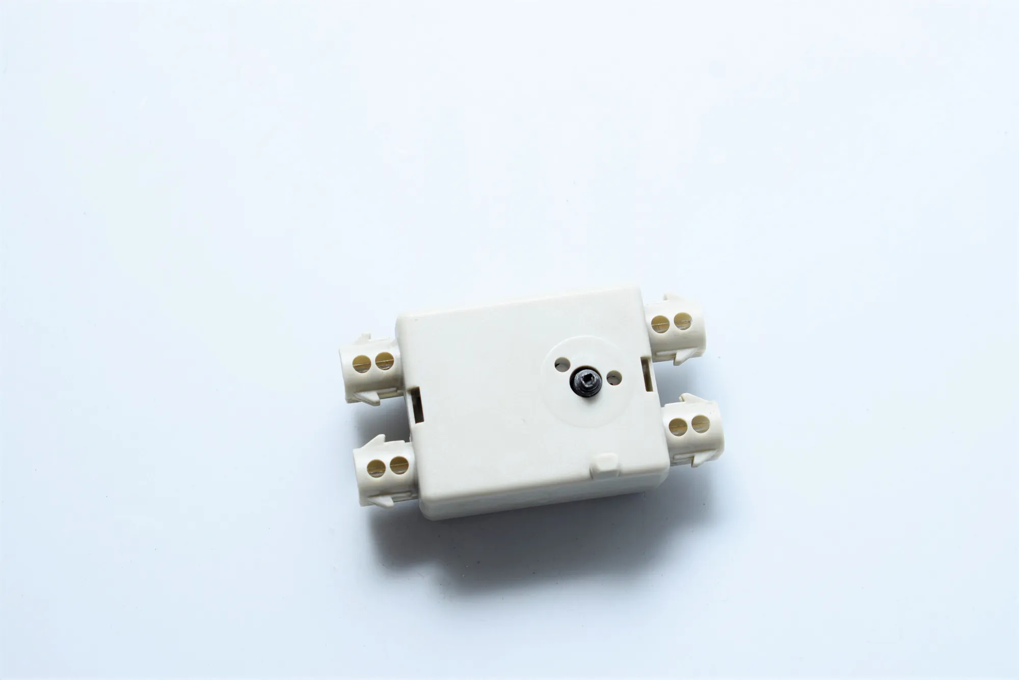 Antenna Amplifier – OEM 9118261 · BMW 7 (F01, F02) 730 d 2011 – 3