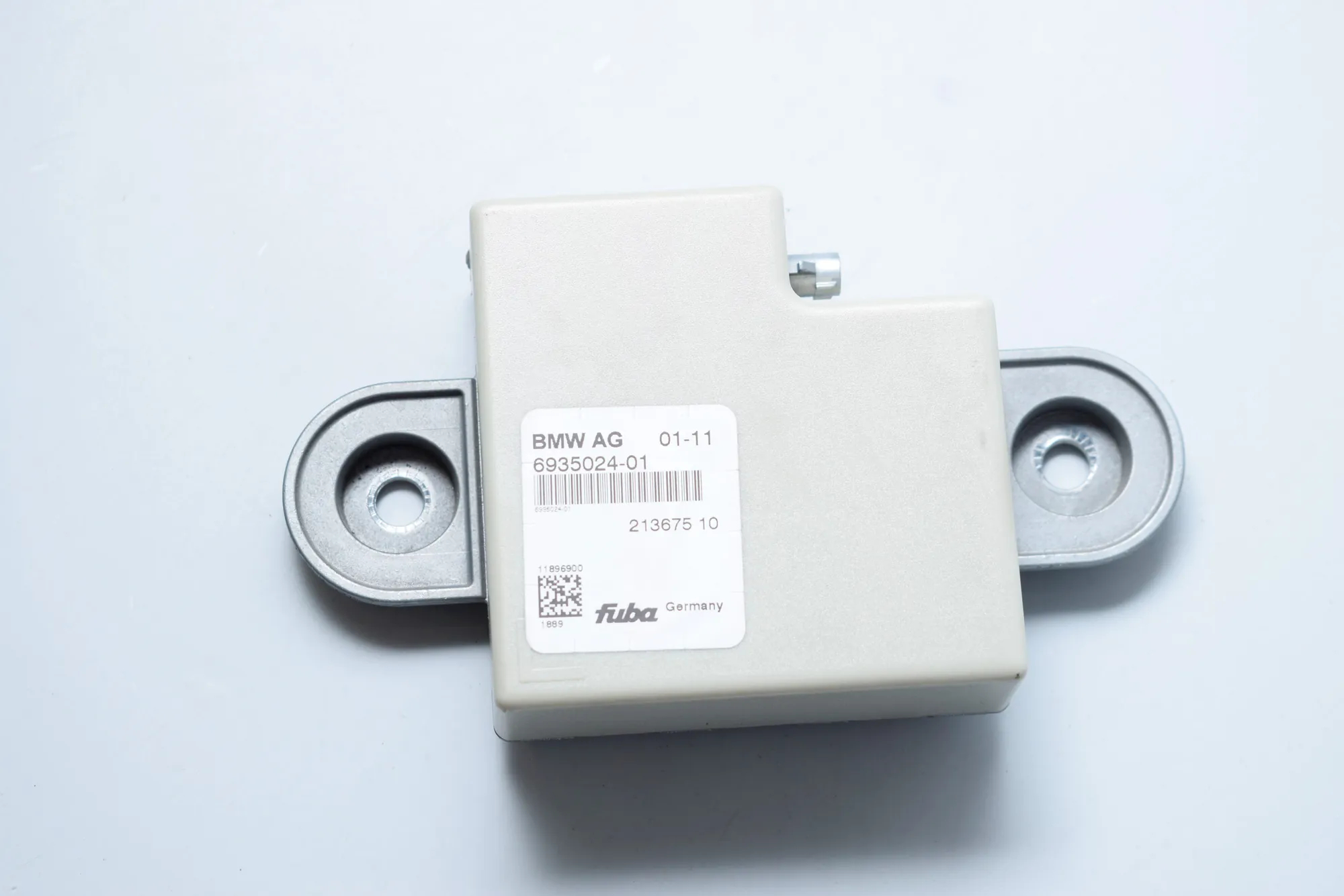 Antenna – OEM 6917714 · BMW 7 (F01, F02) 730 d 2011