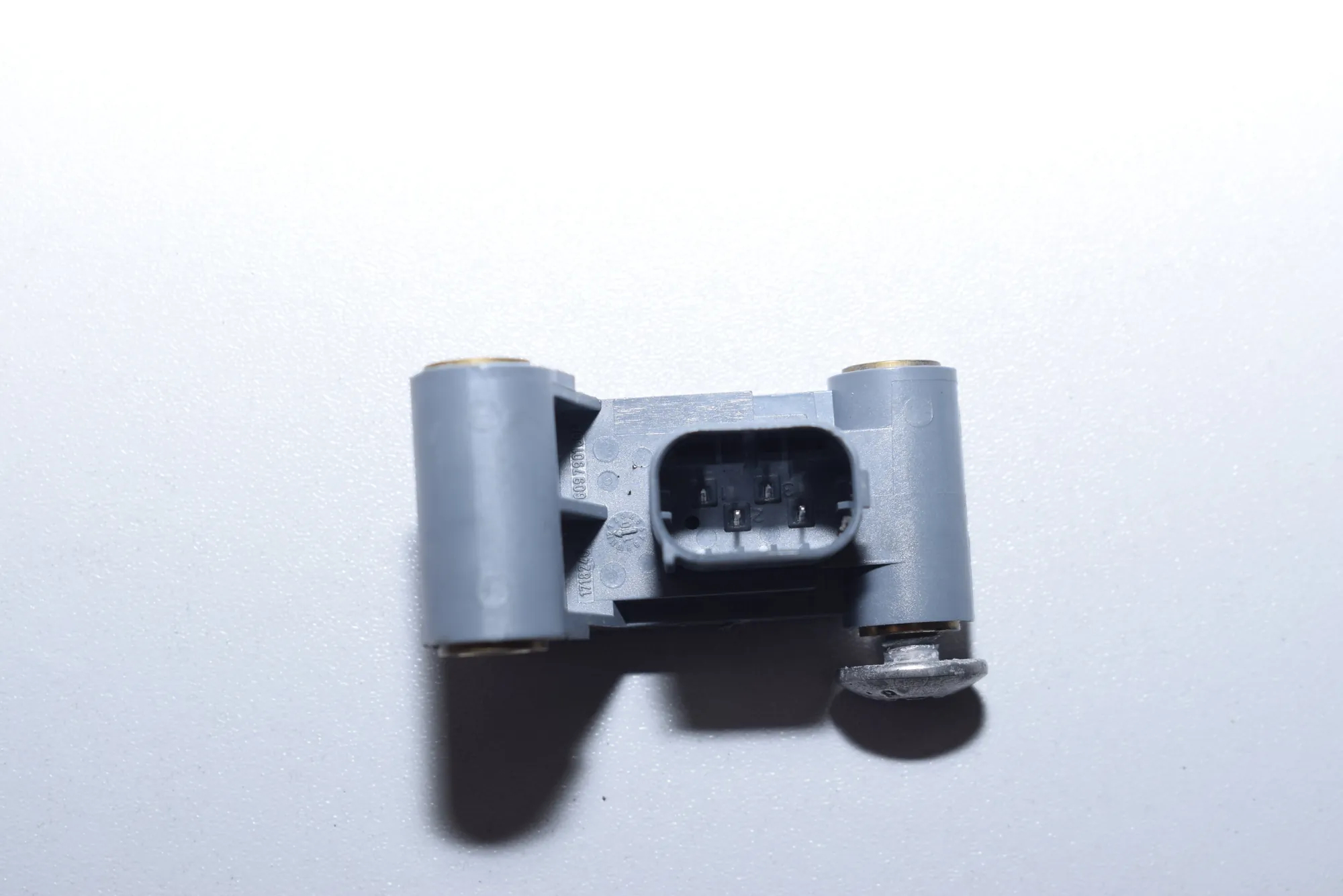 Front Left Impact Sensor – OEM 9224177 · BMW 7 (F01, F02) 730 d 2011 – 5