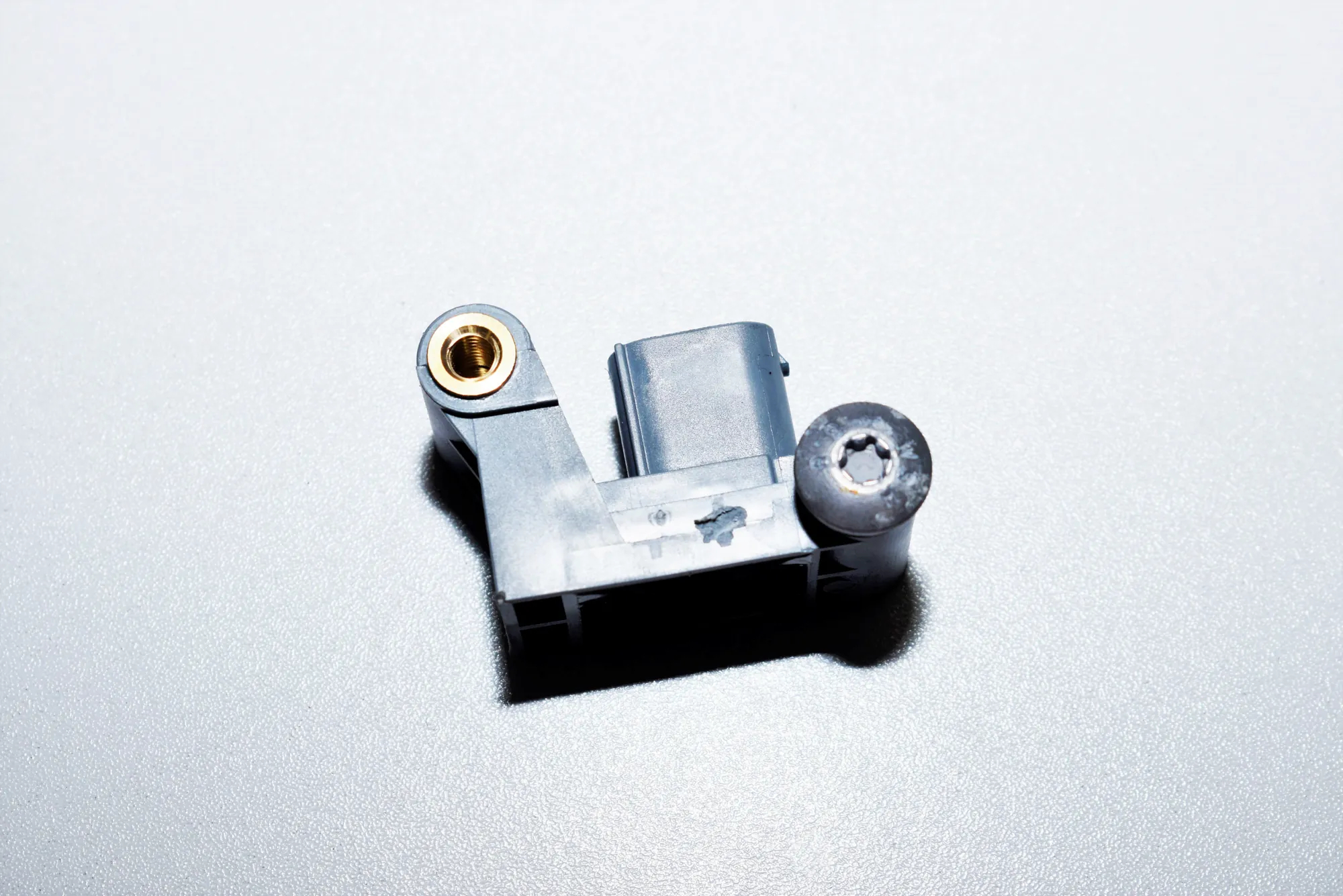 Front Left Impact Sensor – OEM 9224177 · BMW 7 (F01, F02) 730 d 2011 – 3