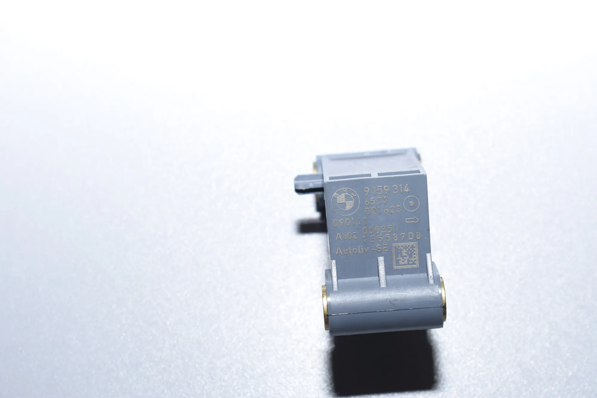 Front Right Impact Sensor – OEM 9159314 · BMW 7 (F01, F02) 730 d 2011