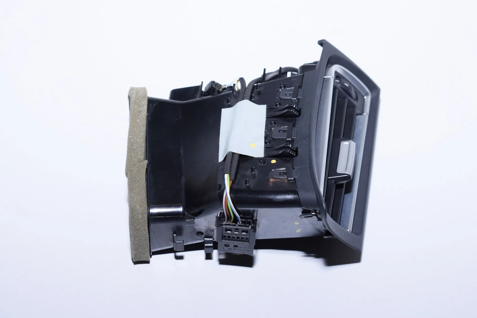 Dashboard Air Vents – OEM 9115862 · BMW 7 (F01, F02) 730 d 2011 – 2