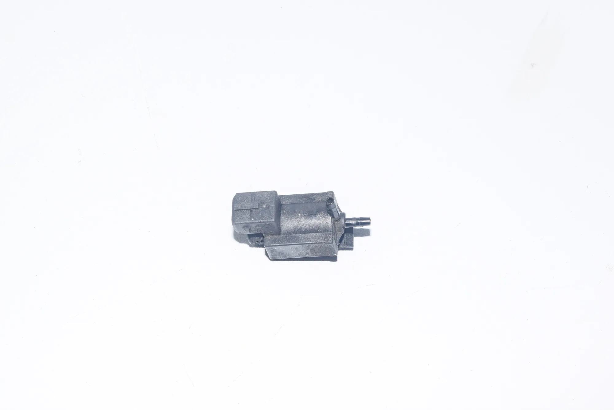 Solenoid Valve – OEM 7810831 · BMW 1 Coupe (E82) 123 d 2011