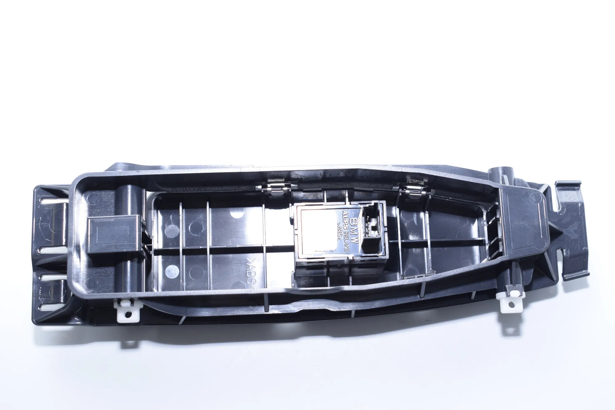 Front Left Door Window Switch – OEM 9163520 · BMW 7 (F01, F02) 730 d 2011 – 5