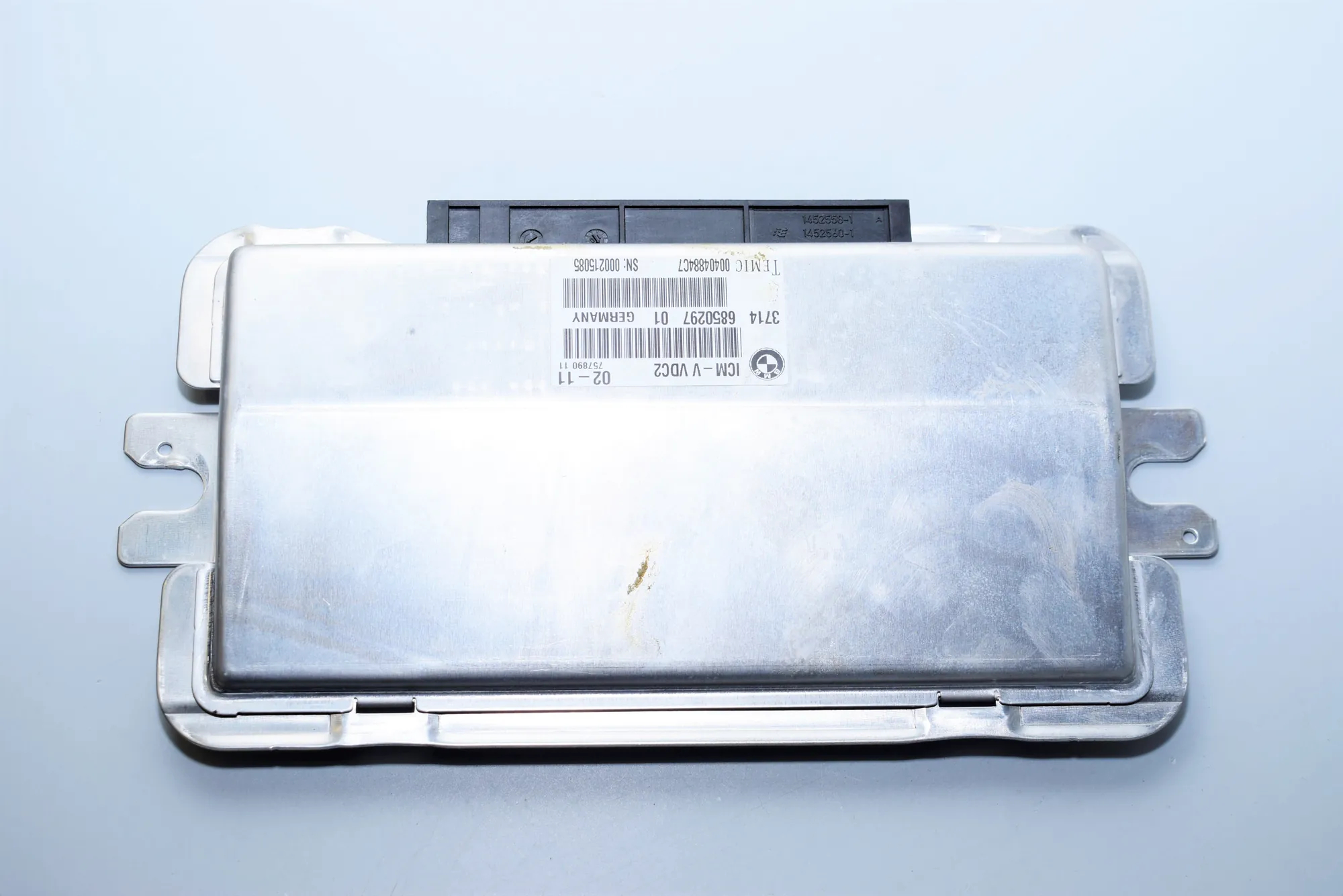 Other Control Units – OEM 6850297 · BMW 7 (F01, F02) 730 d 2011